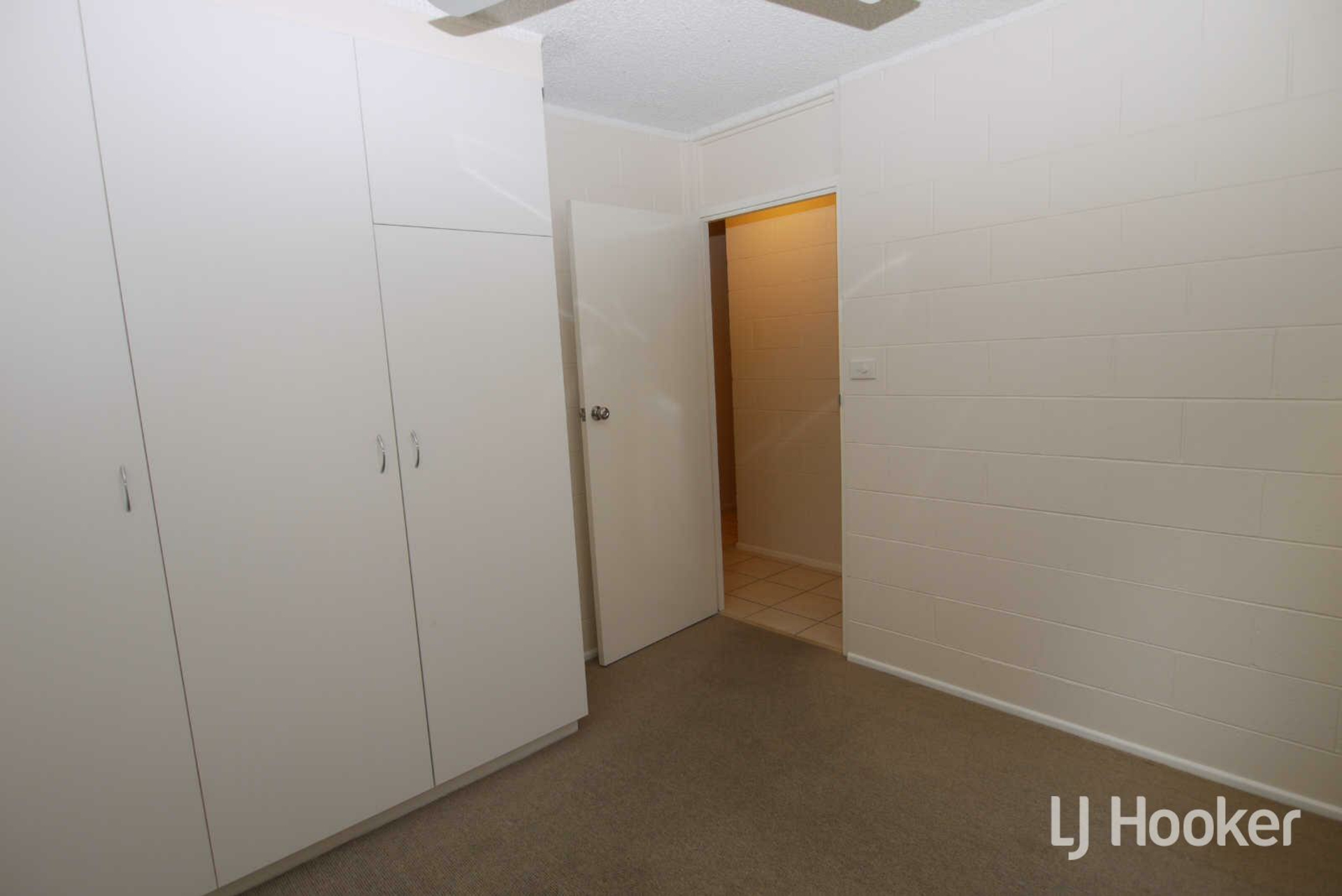 1/10 Paxton Street, NORTH WARD