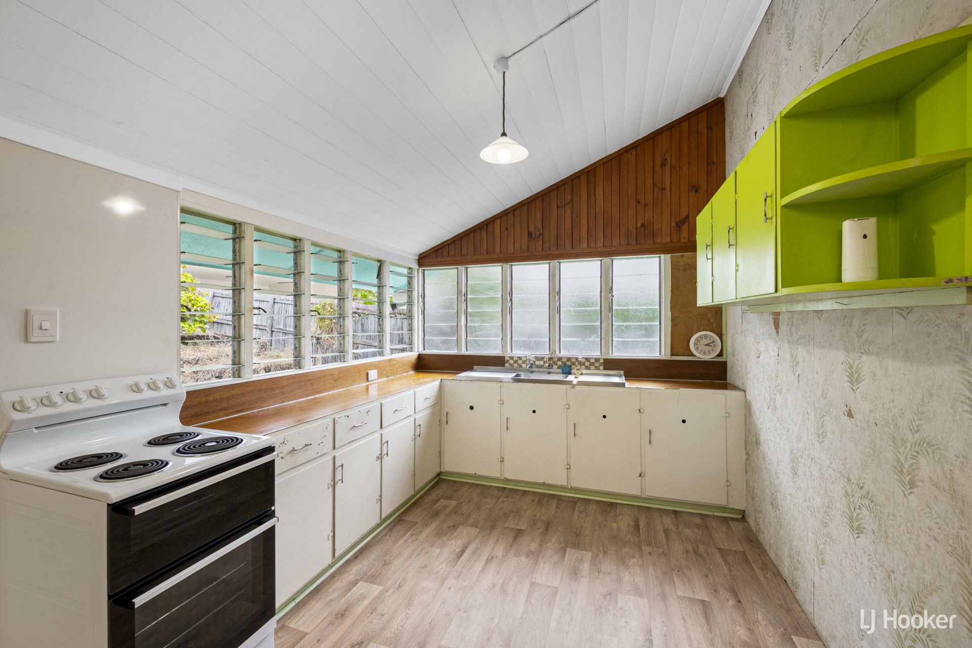 13 Gregory Street — photo 8 of 11