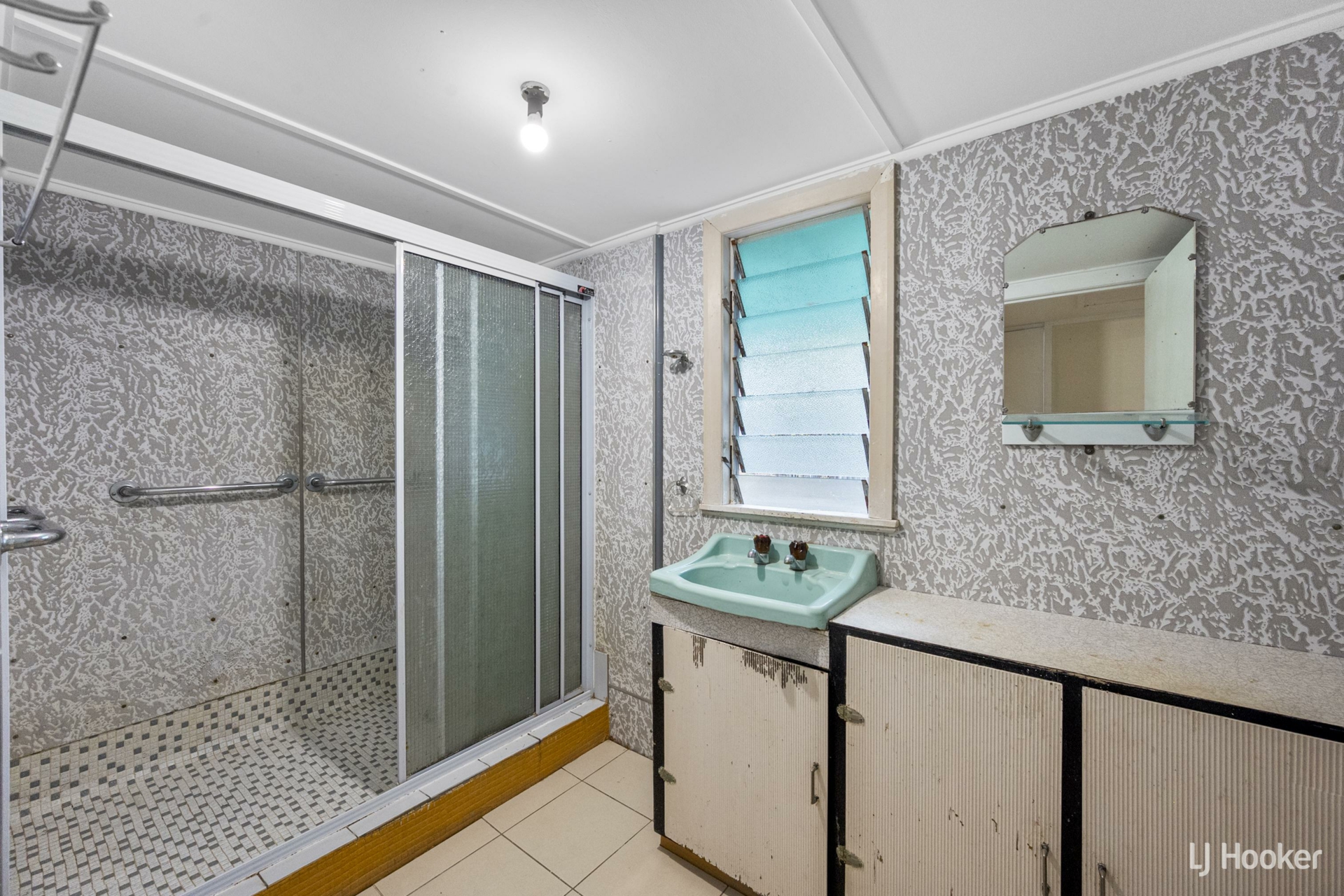 13 Gregory Street — photo 9 of 11