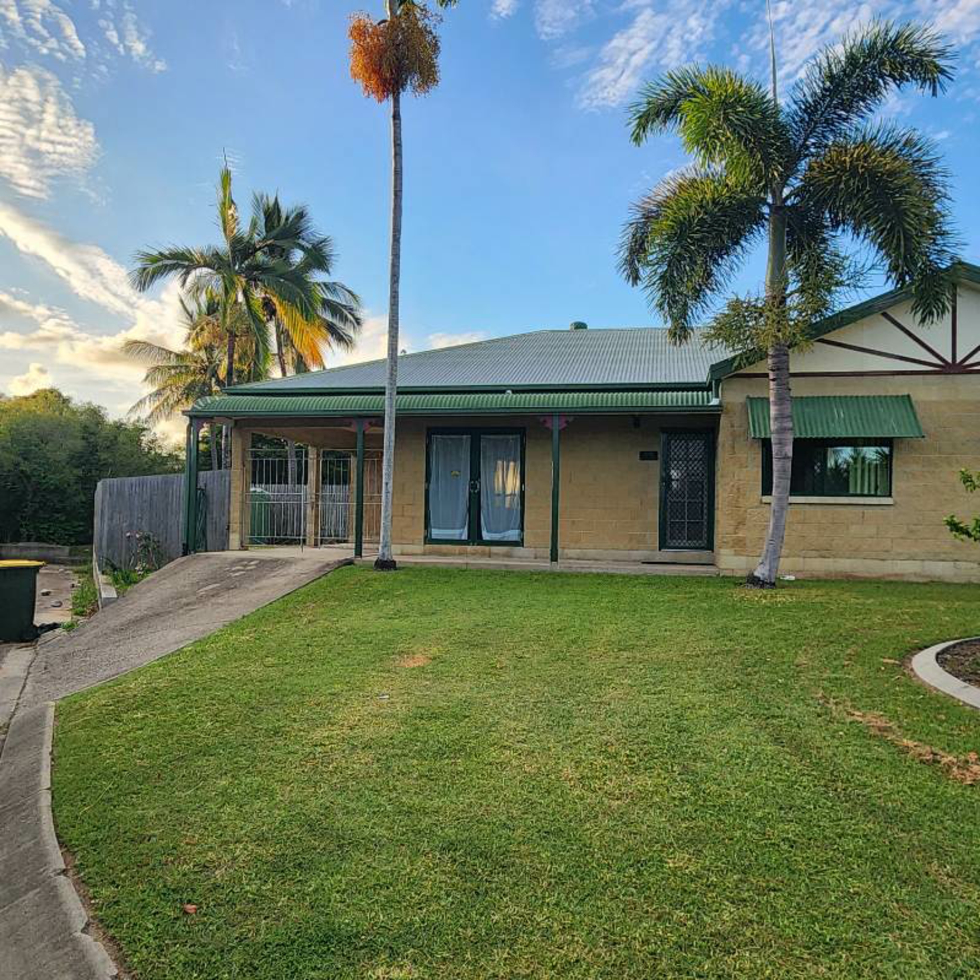1/11 Xavier Court, RAILWAY ESTATE