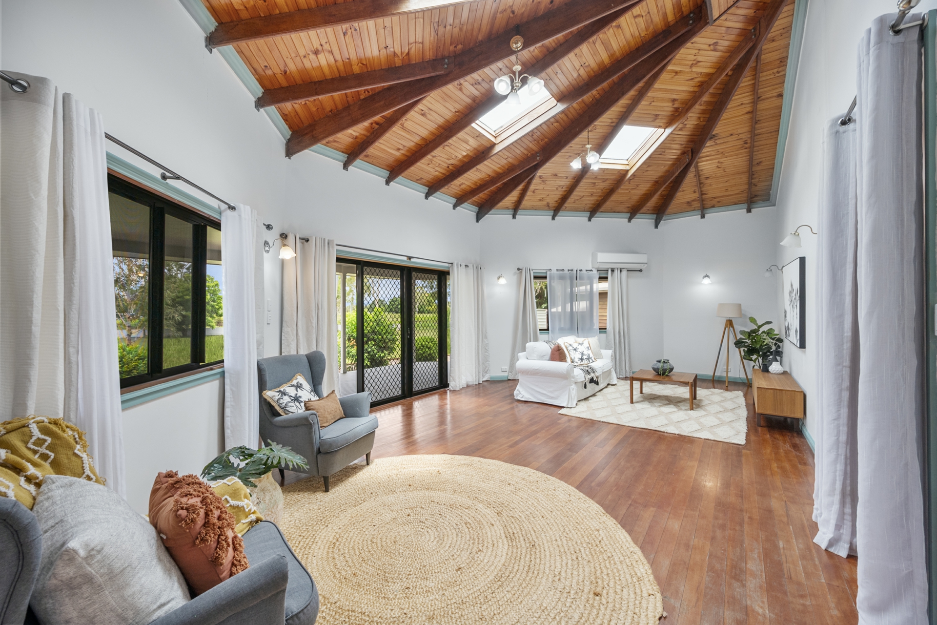 16 Vanessa Court, ALICE RIVER