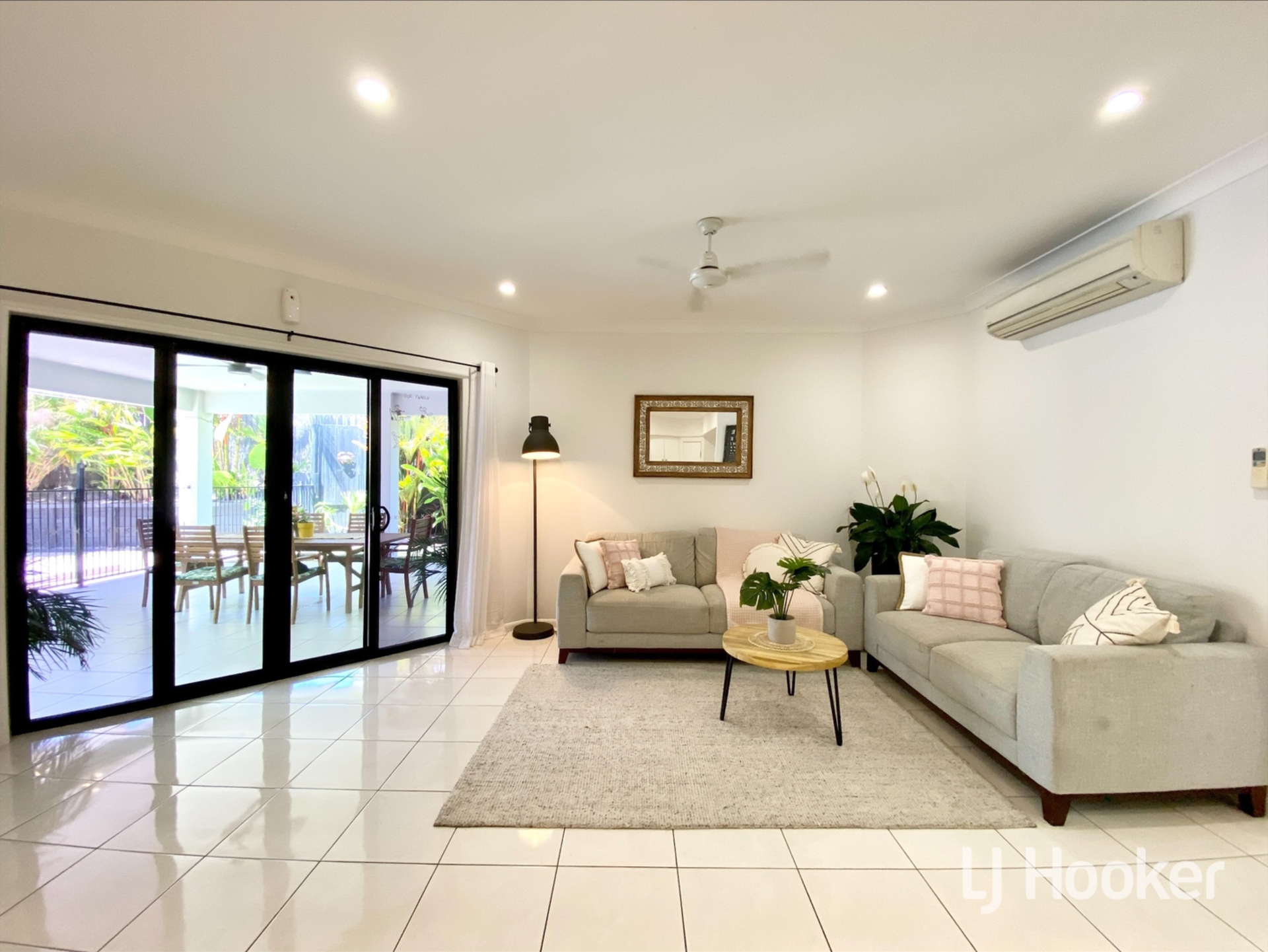 6 Cowrie Court, BUSHLAND BEACH