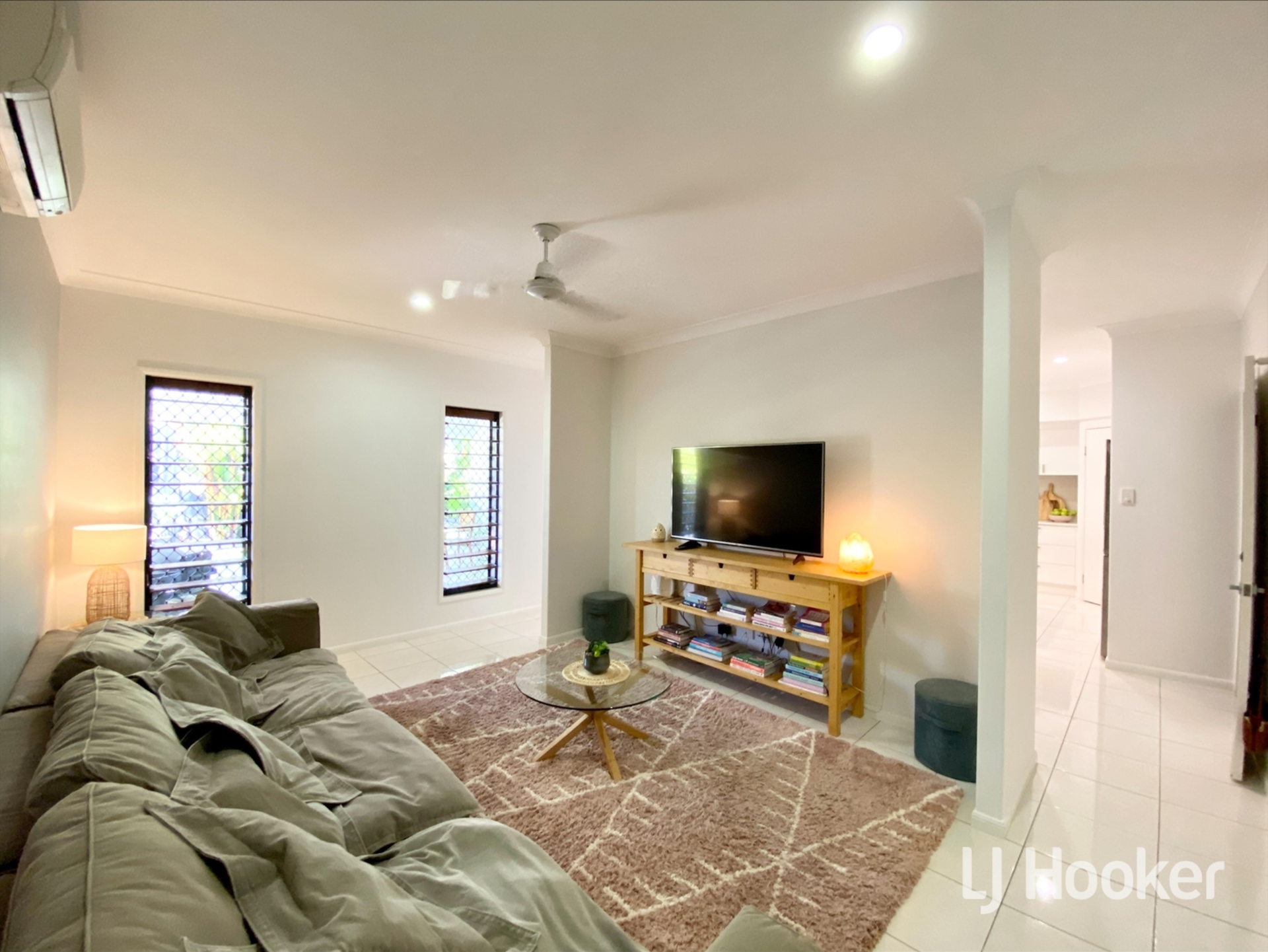 6 Cowrie Court, BUSHLAND BEACH