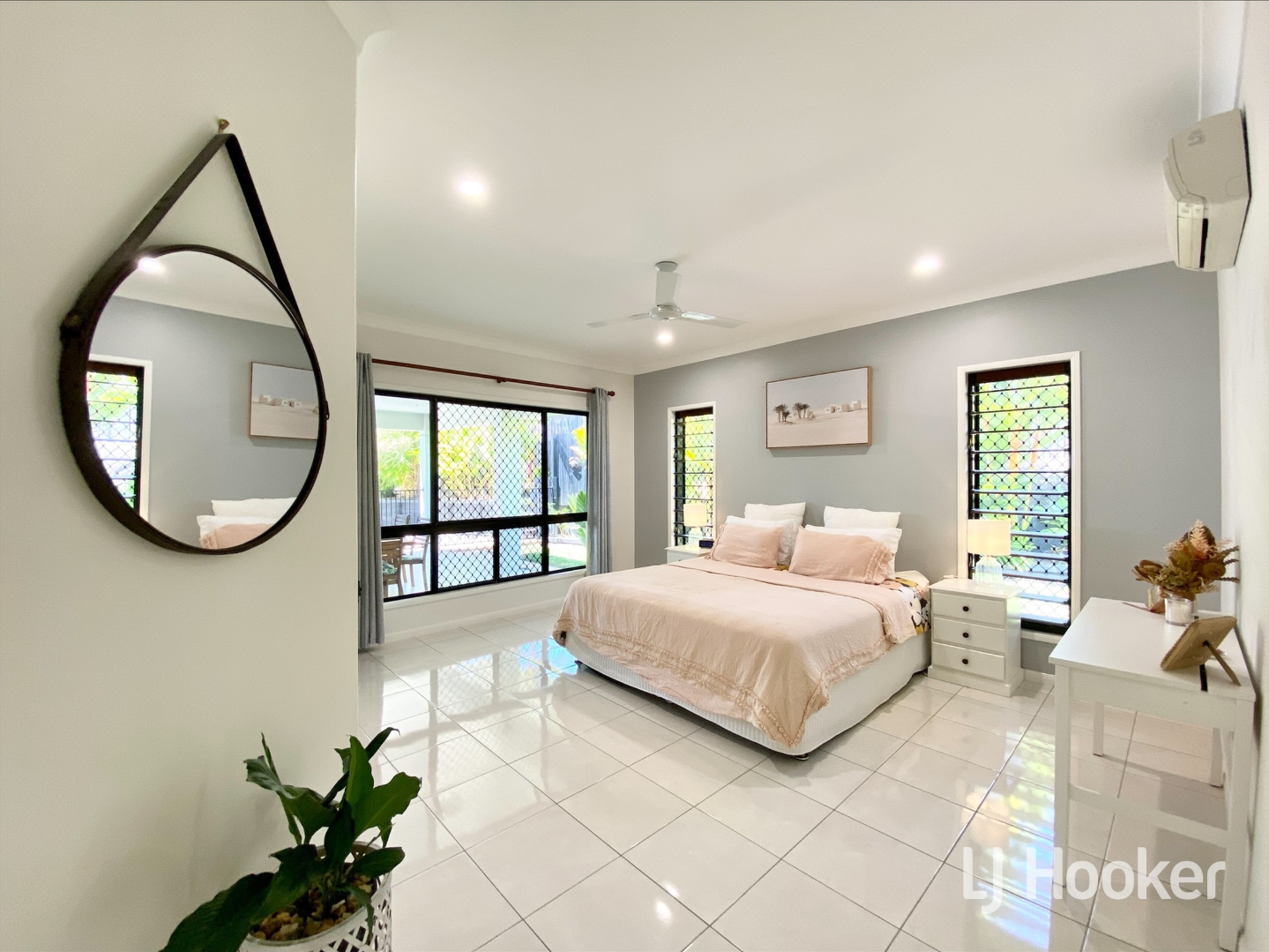 6 Cowrie Court, BUSHLAND BEACH