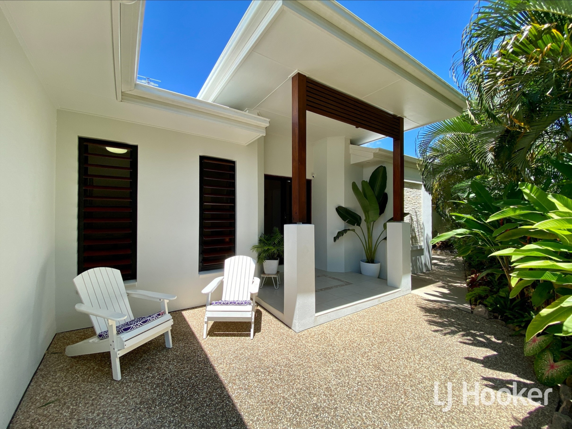 6 Cowrie Court, BUSHLAND BEACH