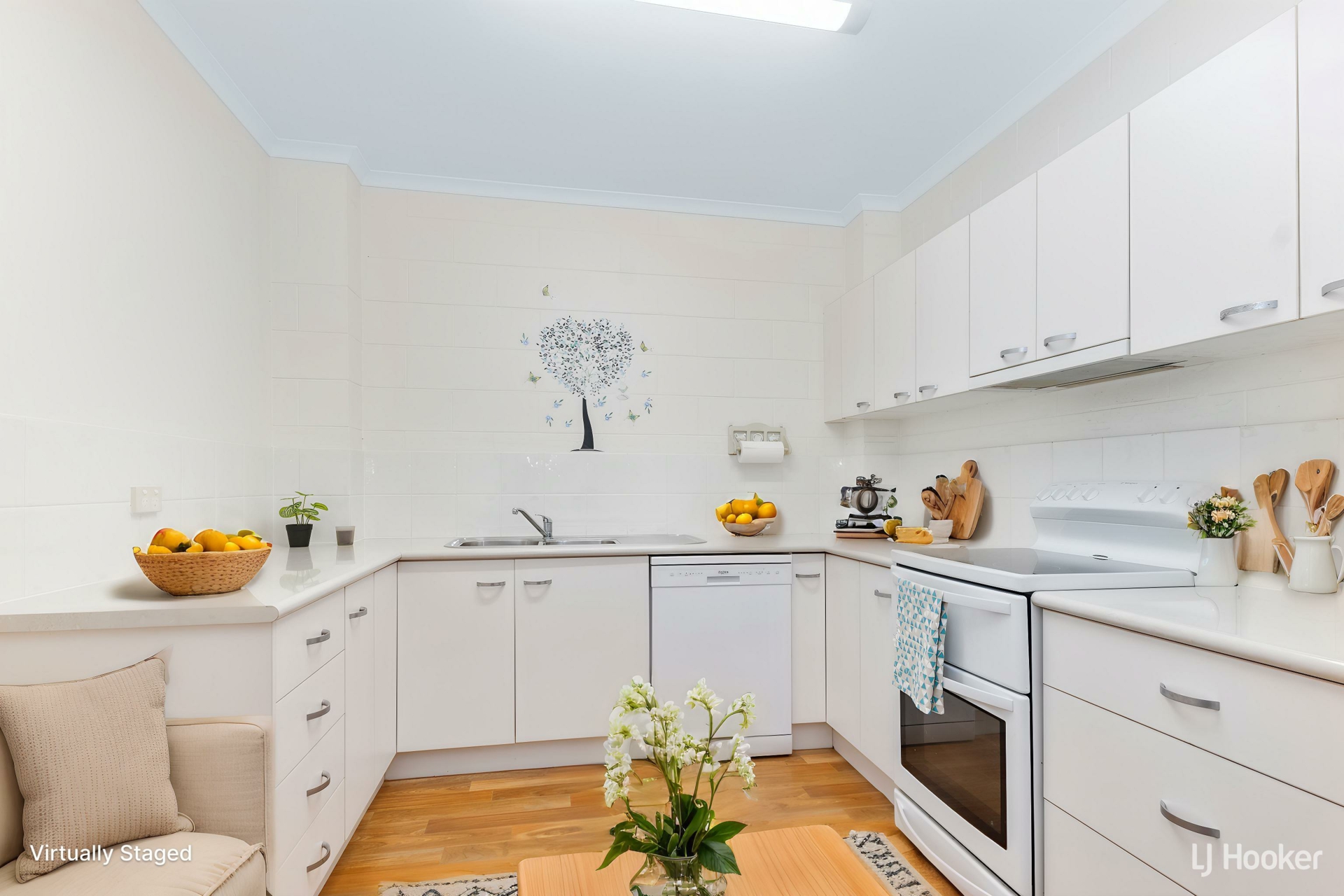 9 Yarrawonga Drive, CASTLE HILL