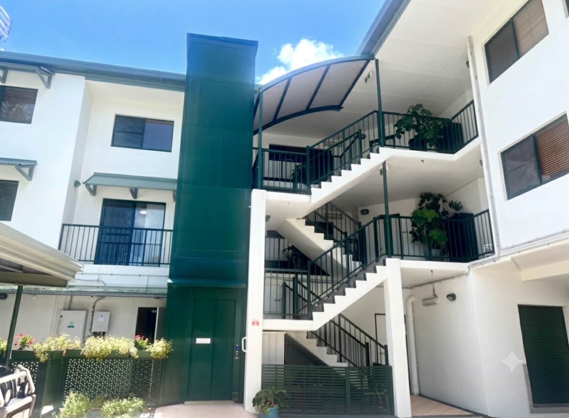 7 Pacific Drive — photo 5 of 23