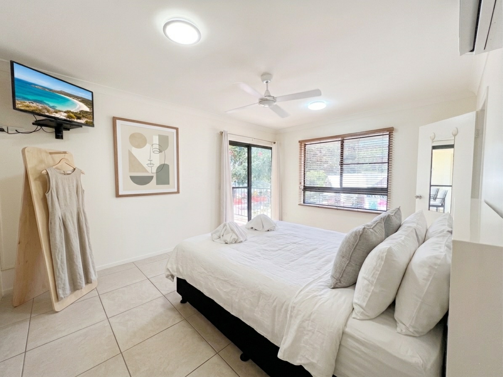 7 Pacific Drive — photo 6 of 23