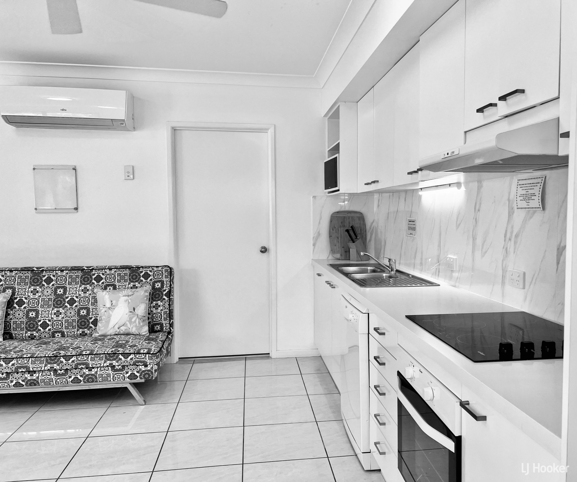 7 Pacific Drive — photo 20 of 23