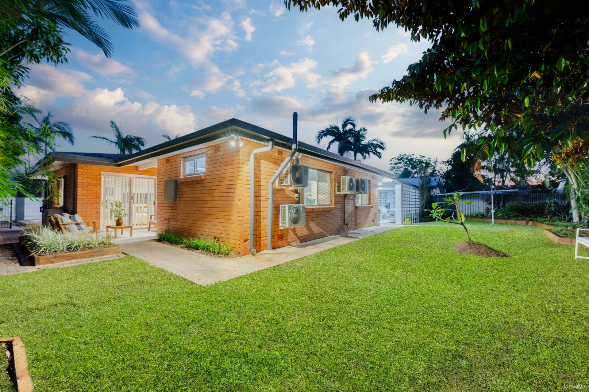61 Mill Drive, HEATLEY