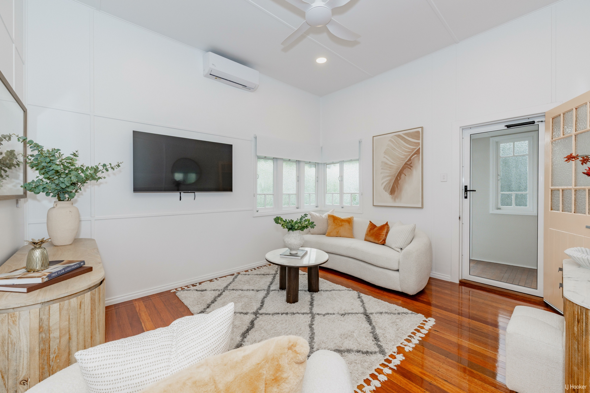 44 Gladstone Street, PIMLICO