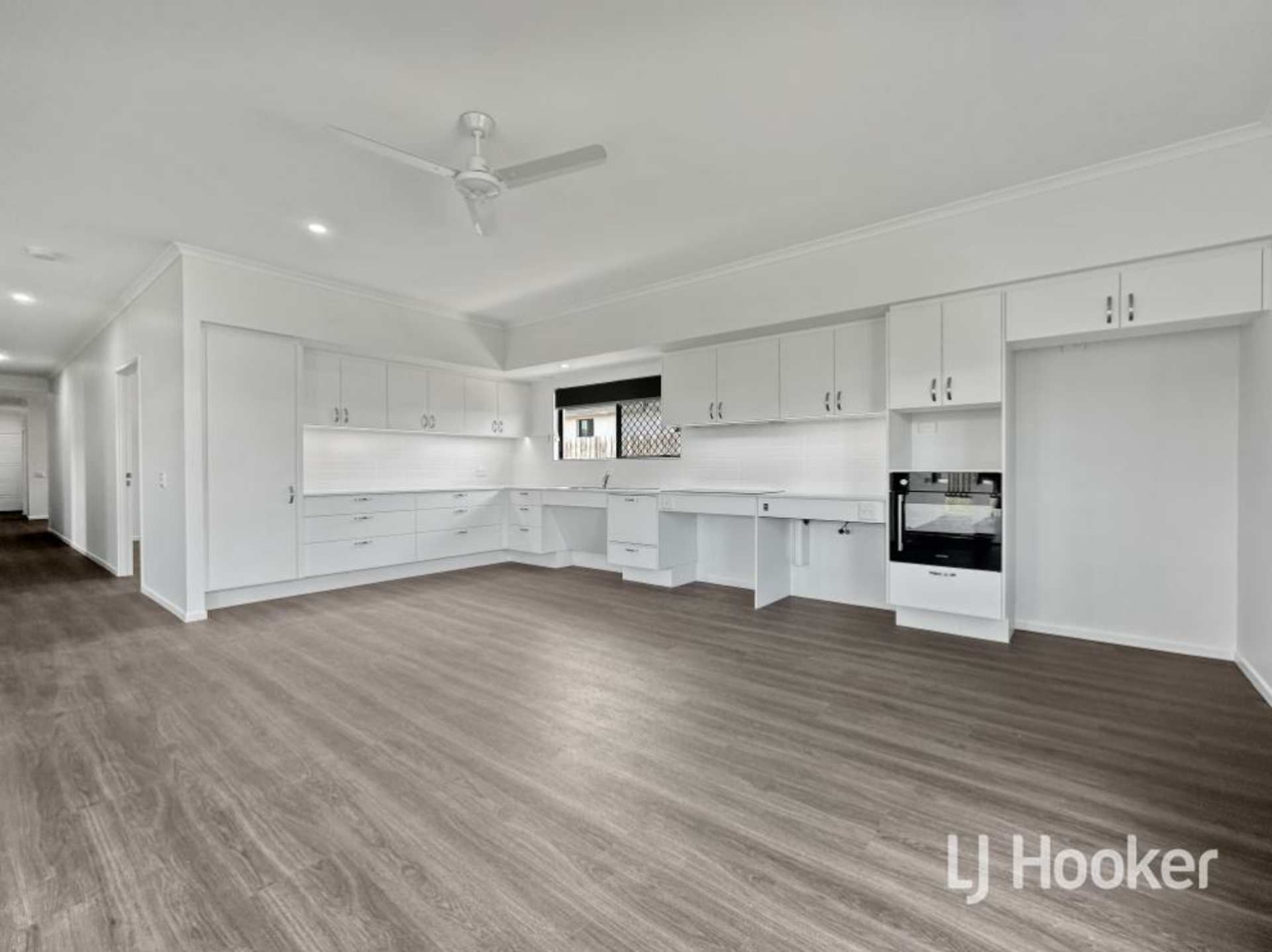 19 Pepperbush Circuit, MOUNT LOW