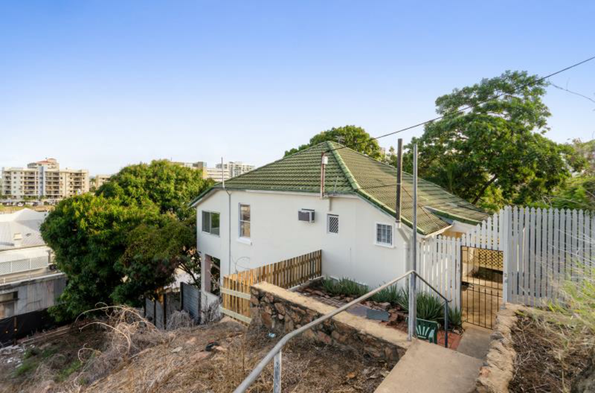 1/10 Melton Terrace, TOWNSVILLE CITY