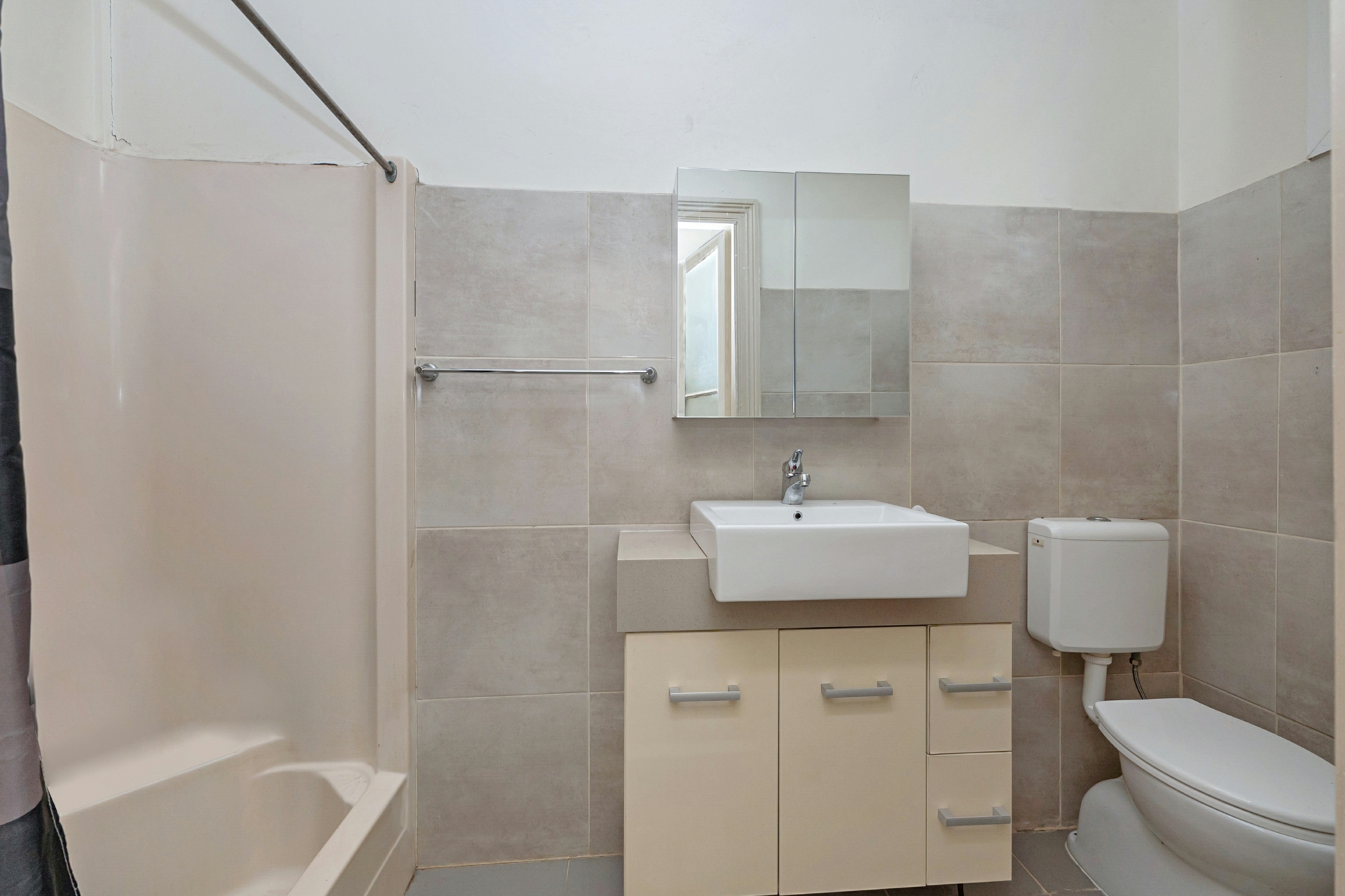1/10 Melton Terrace, TOWNSVILLE CITY
