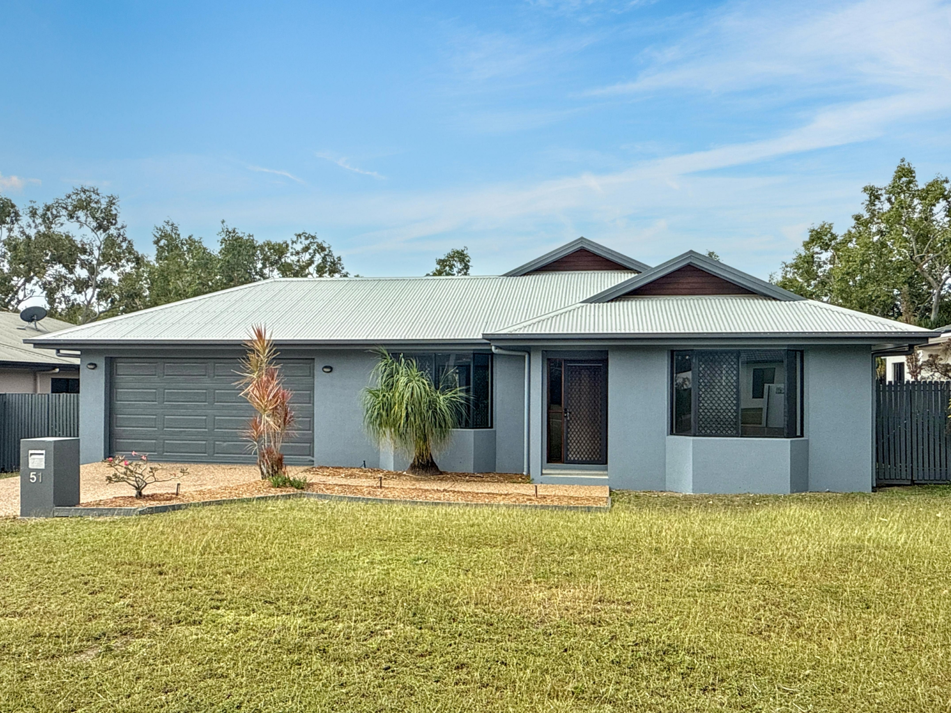 51 Anchorage, BUSHLAND BEACH