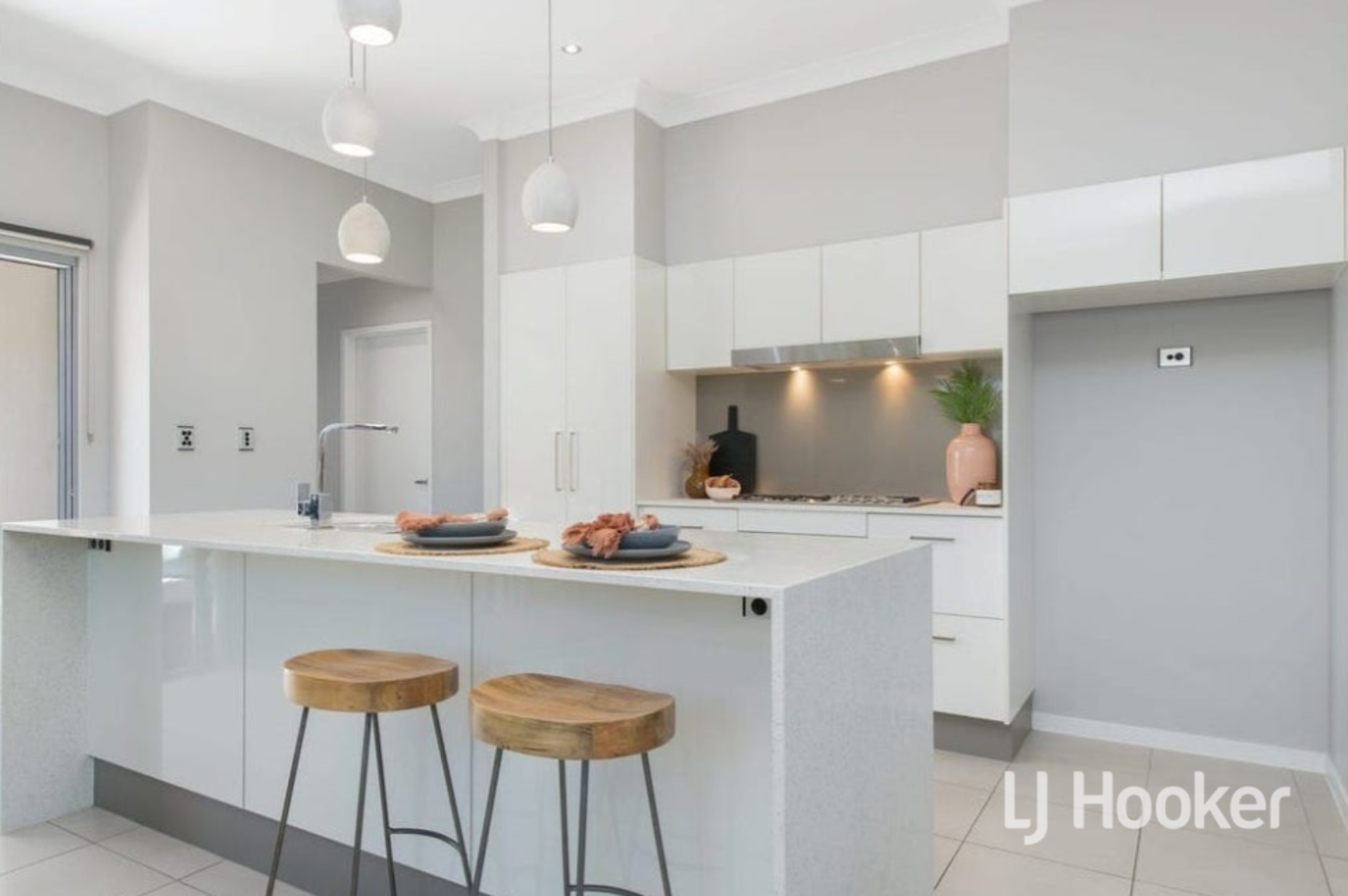 42 Riveredge Boulevard, OONOONBA