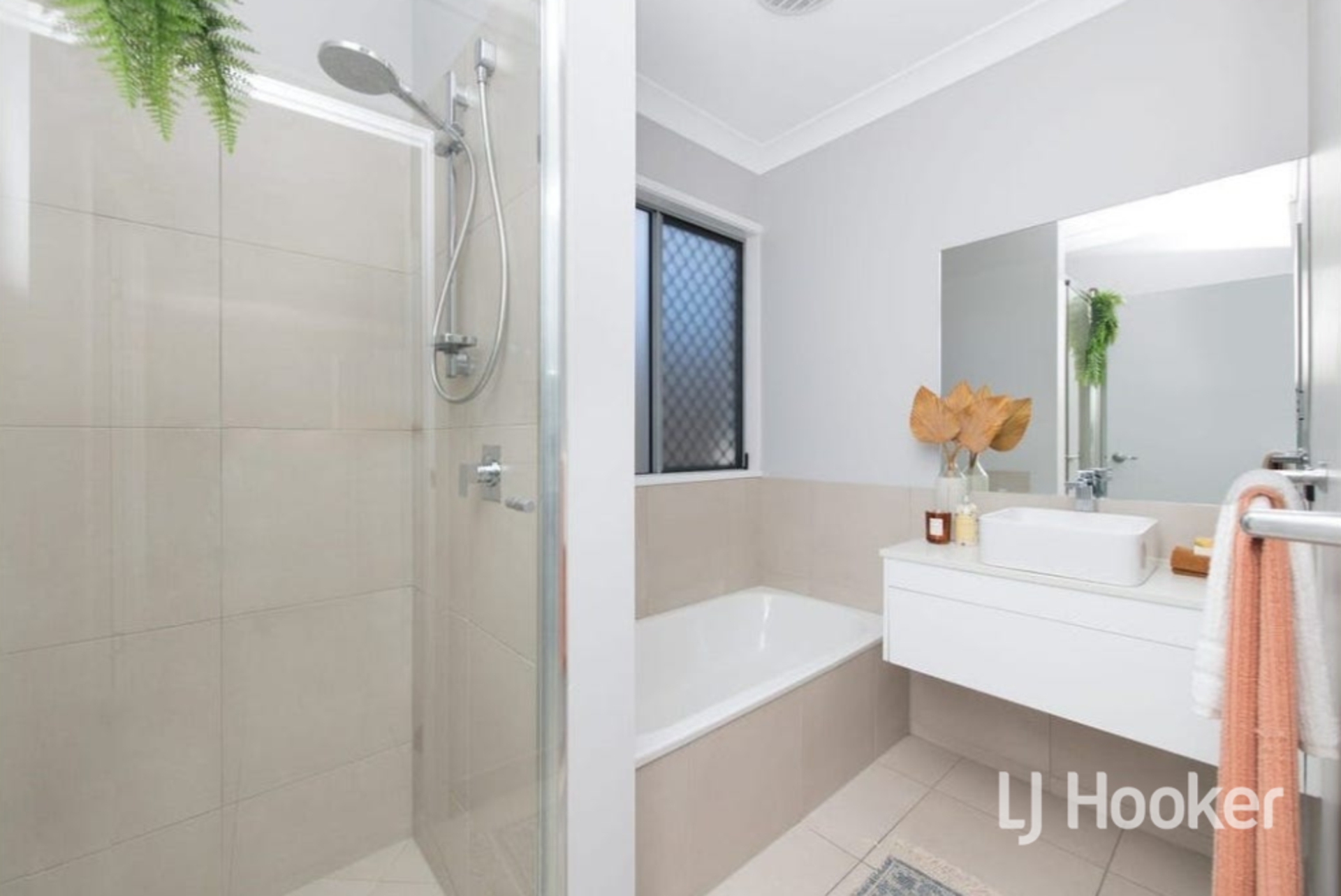 42 Riveredge Boulevard, OONOONBA