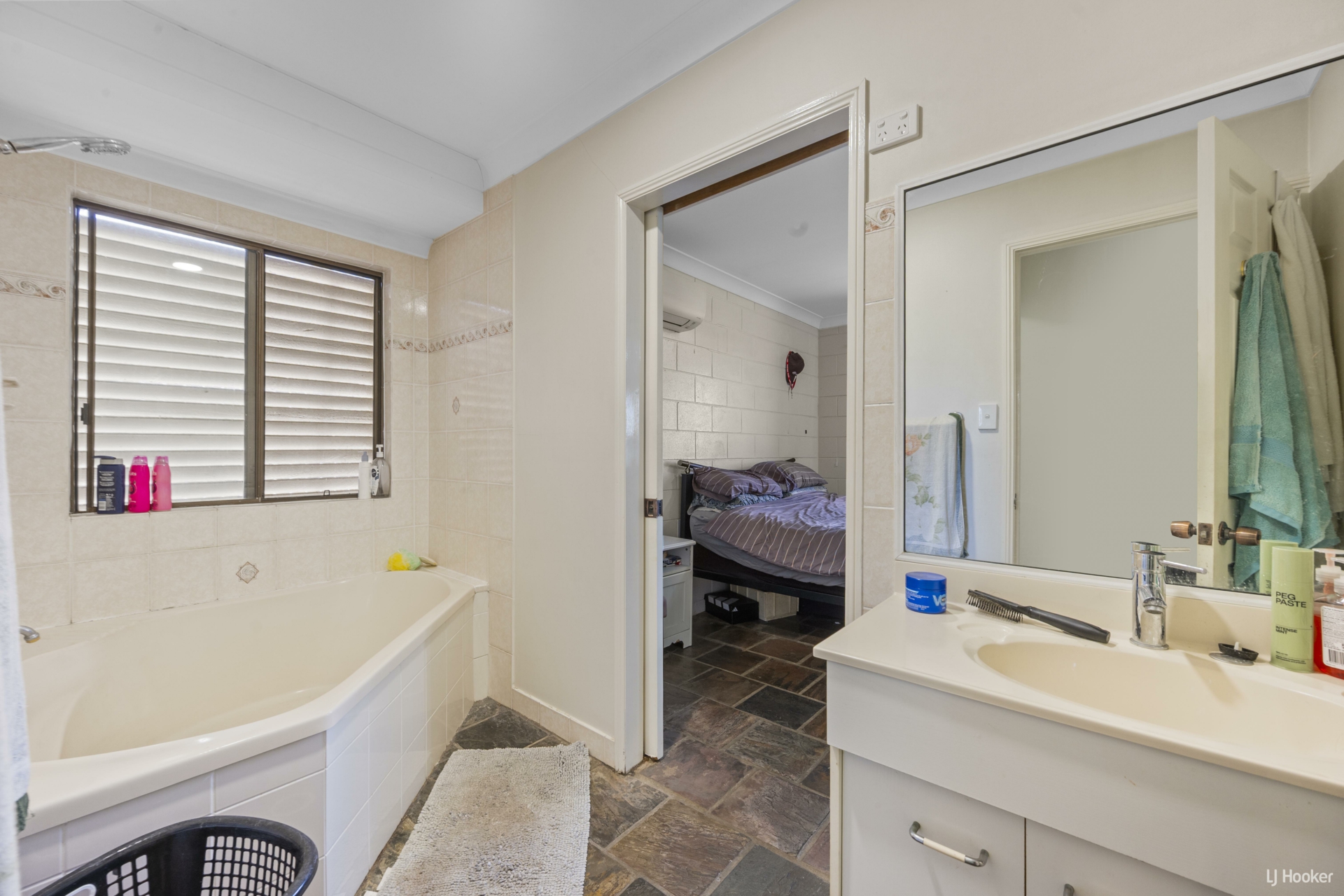 7 Faulkner Street — photo 8 of 10