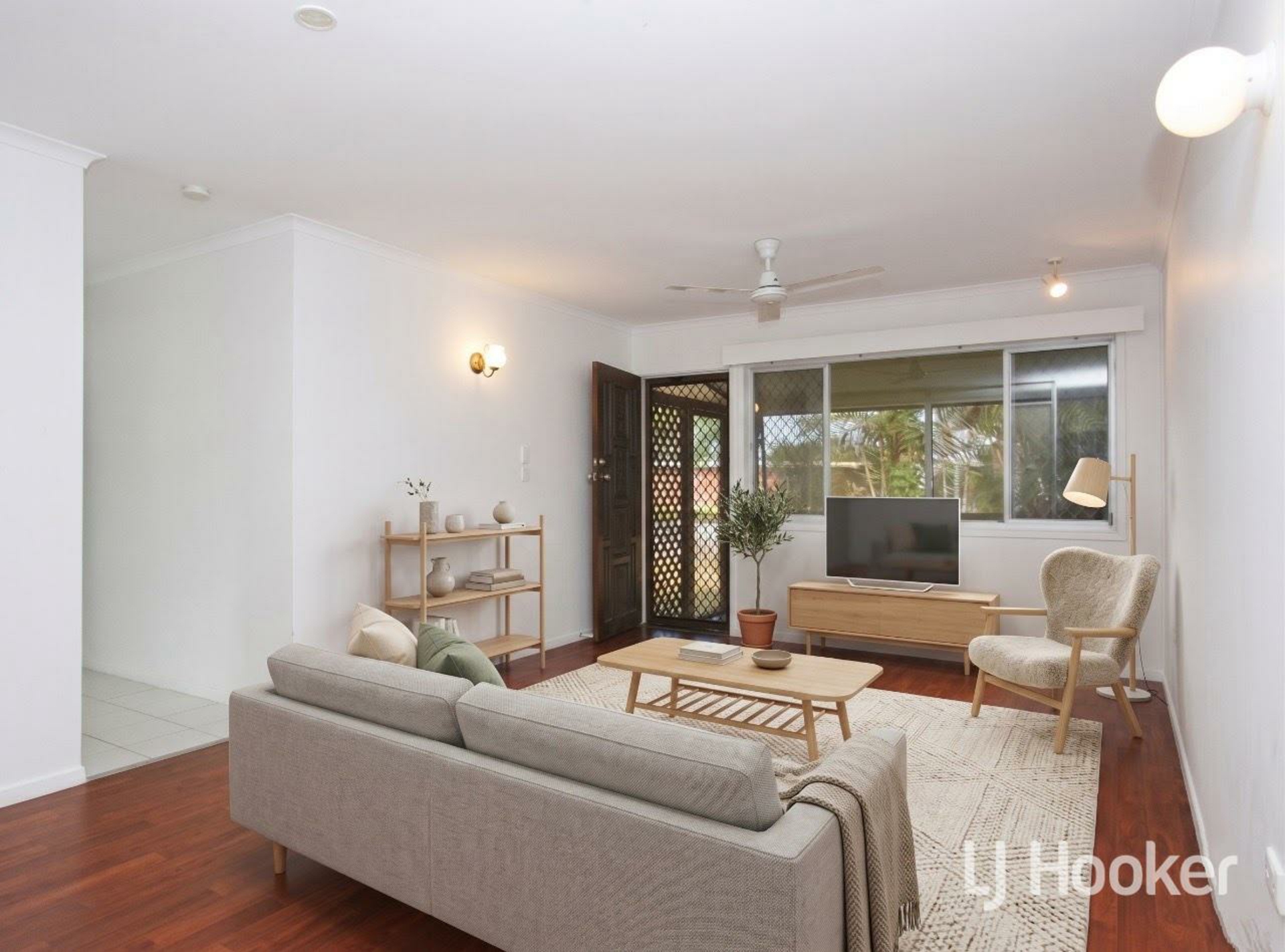 24 Marsh Street — photo 3 of 10