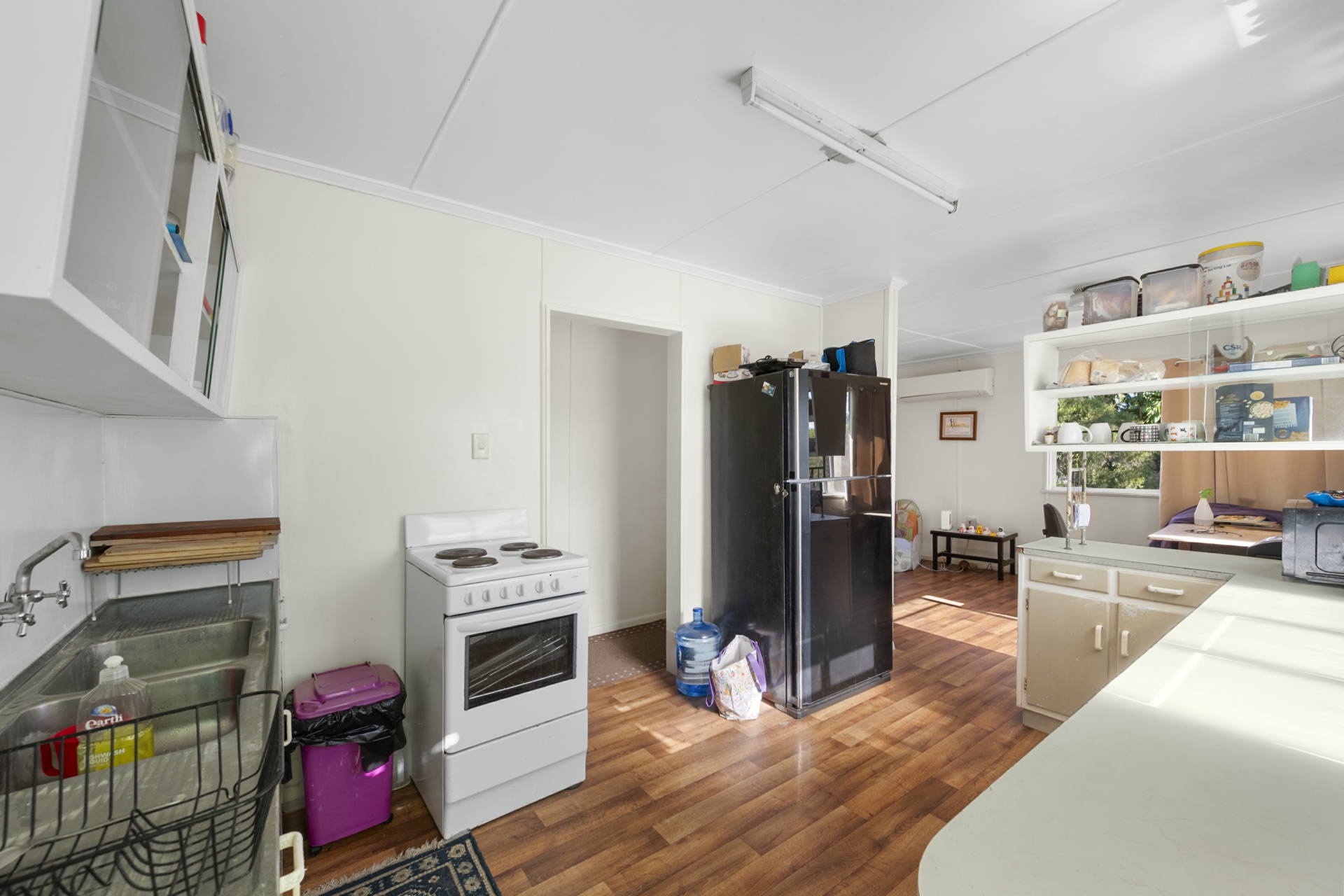 123A Burke Street — photo 2 of 8