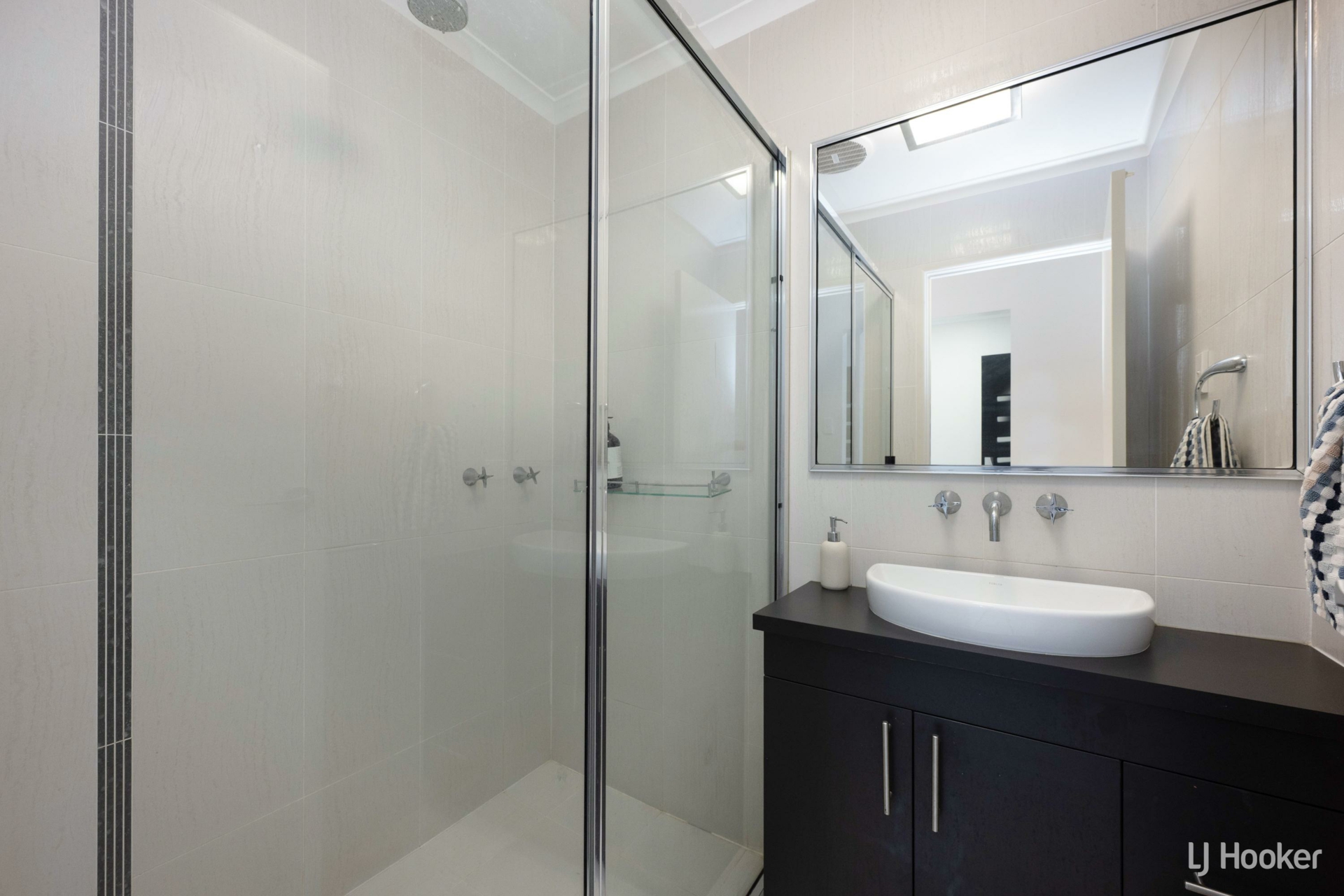 77 Corbett Street — photo 8 of 11