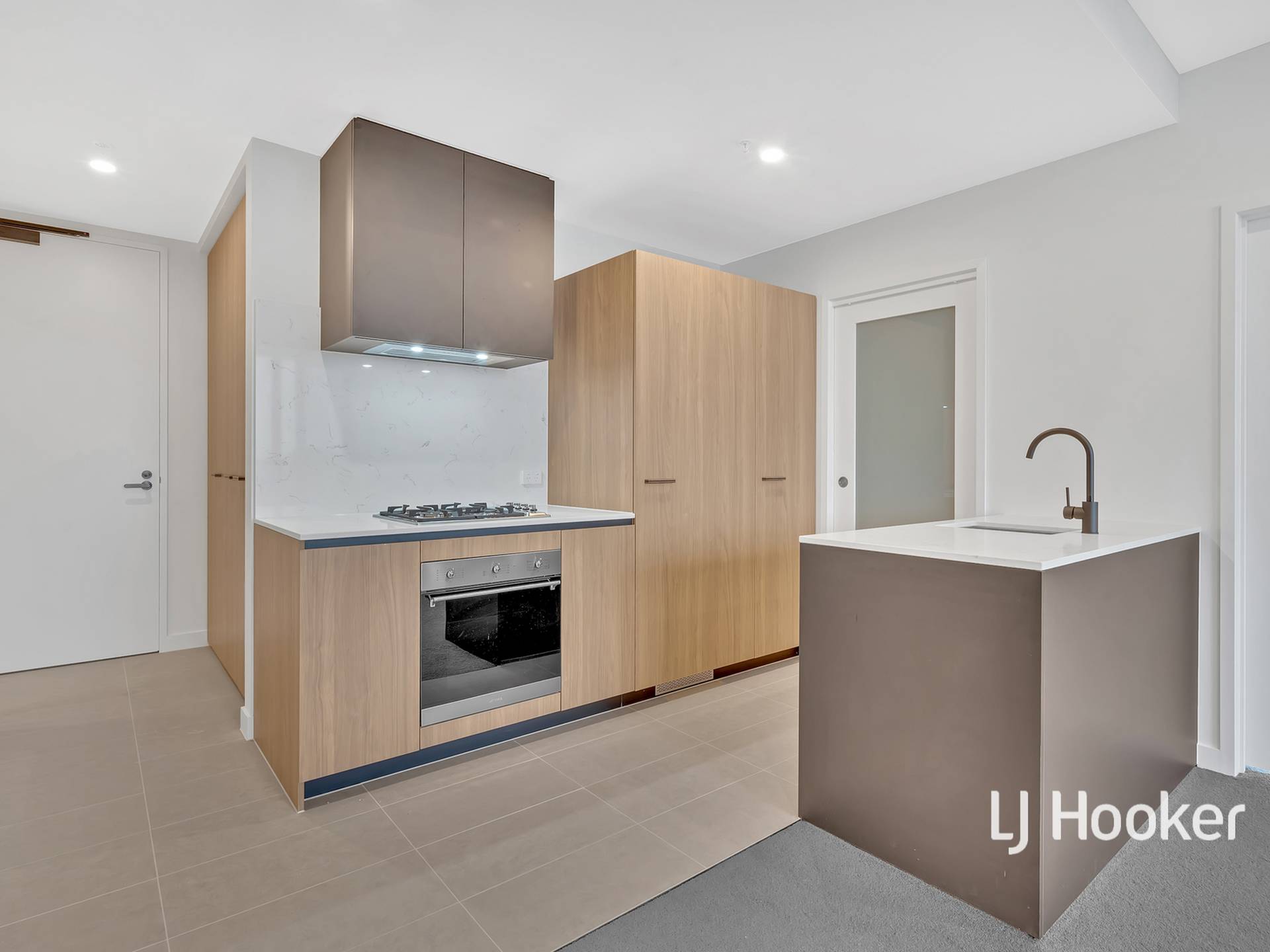 1602/39 Park Street, SOUTH MELBOURNE