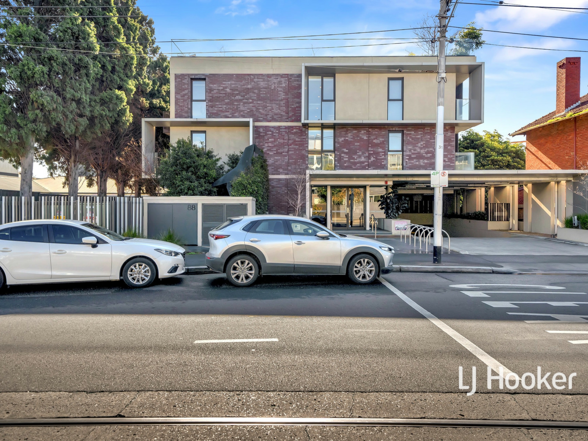 210/88 Carlisle Street, ST KILDA