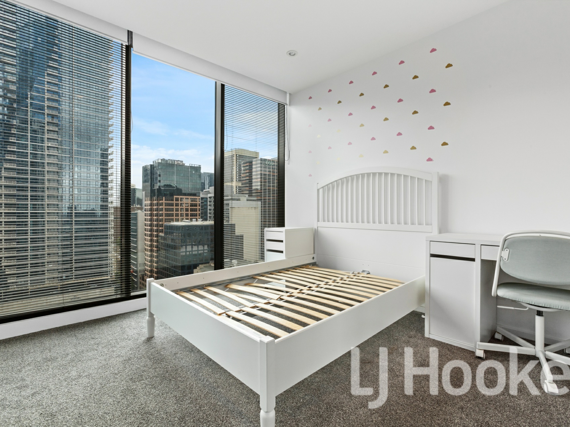 2412/618 Lonsdale Street, MELBOURNE