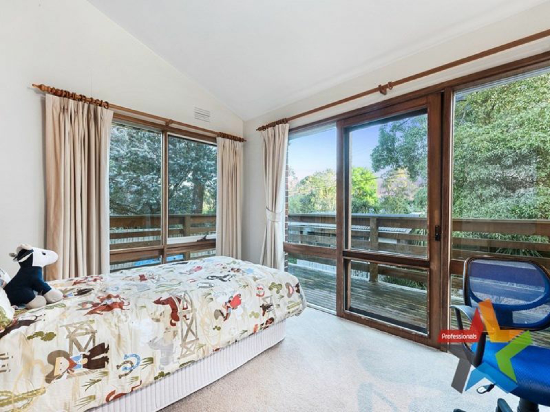 20 Henty Court, CROYDON