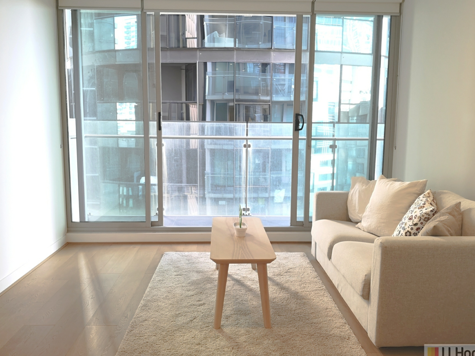 1901/36 La Trobe Street, MELBOURNE