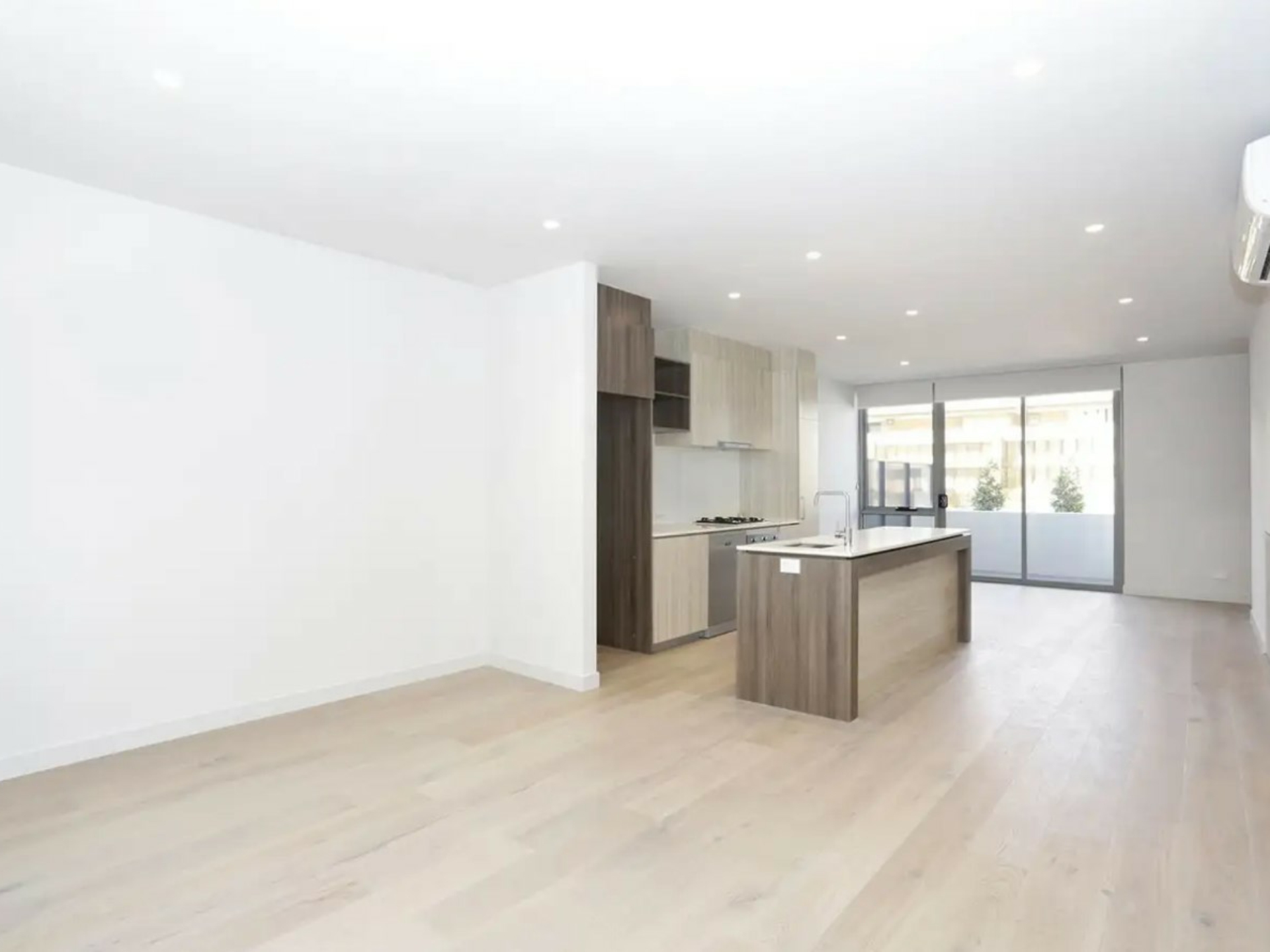 6/3 Lynne Avenue, WANTIRNA SOUTH