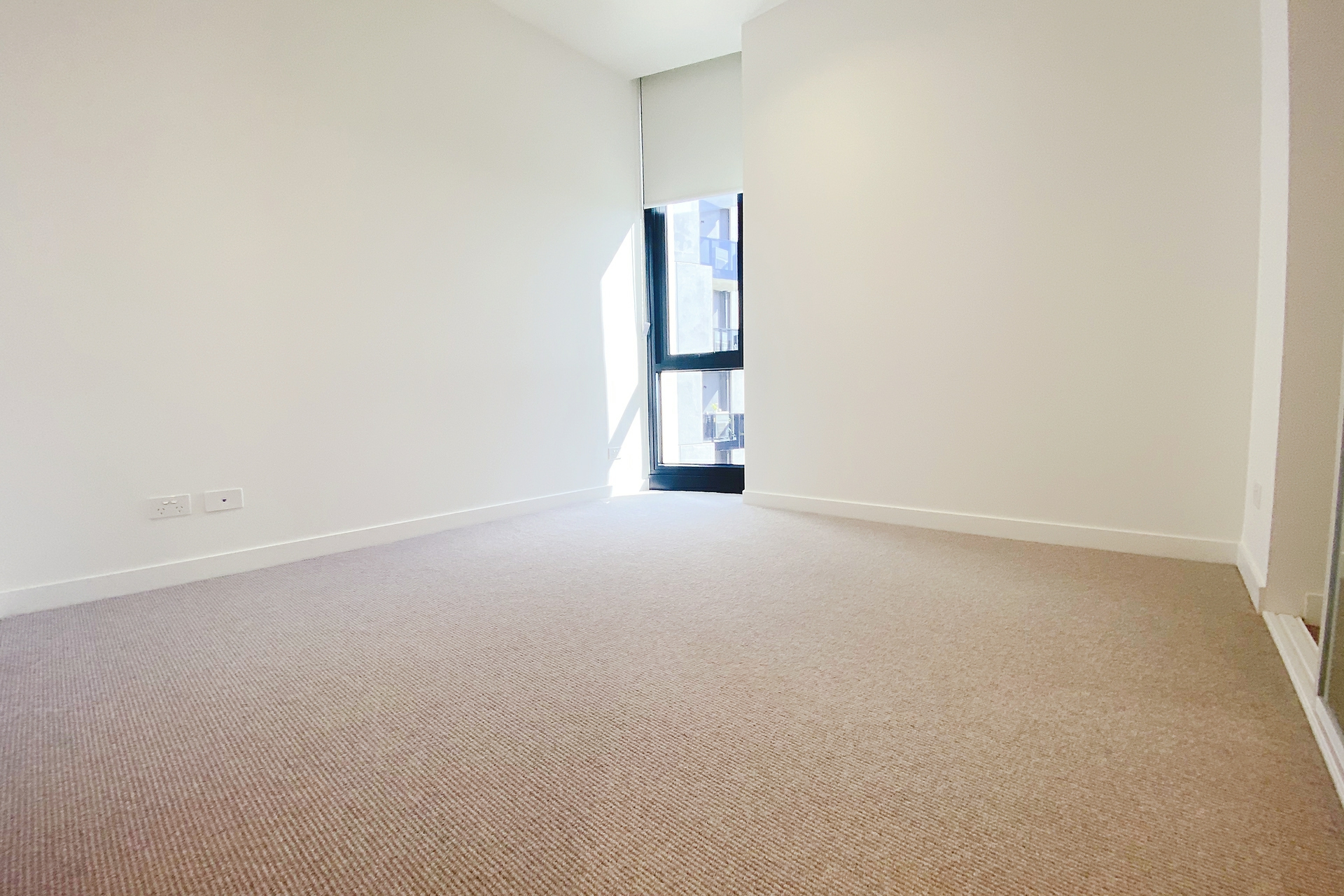 303B/11 Foundation Boulevard, BURWOOD EAST