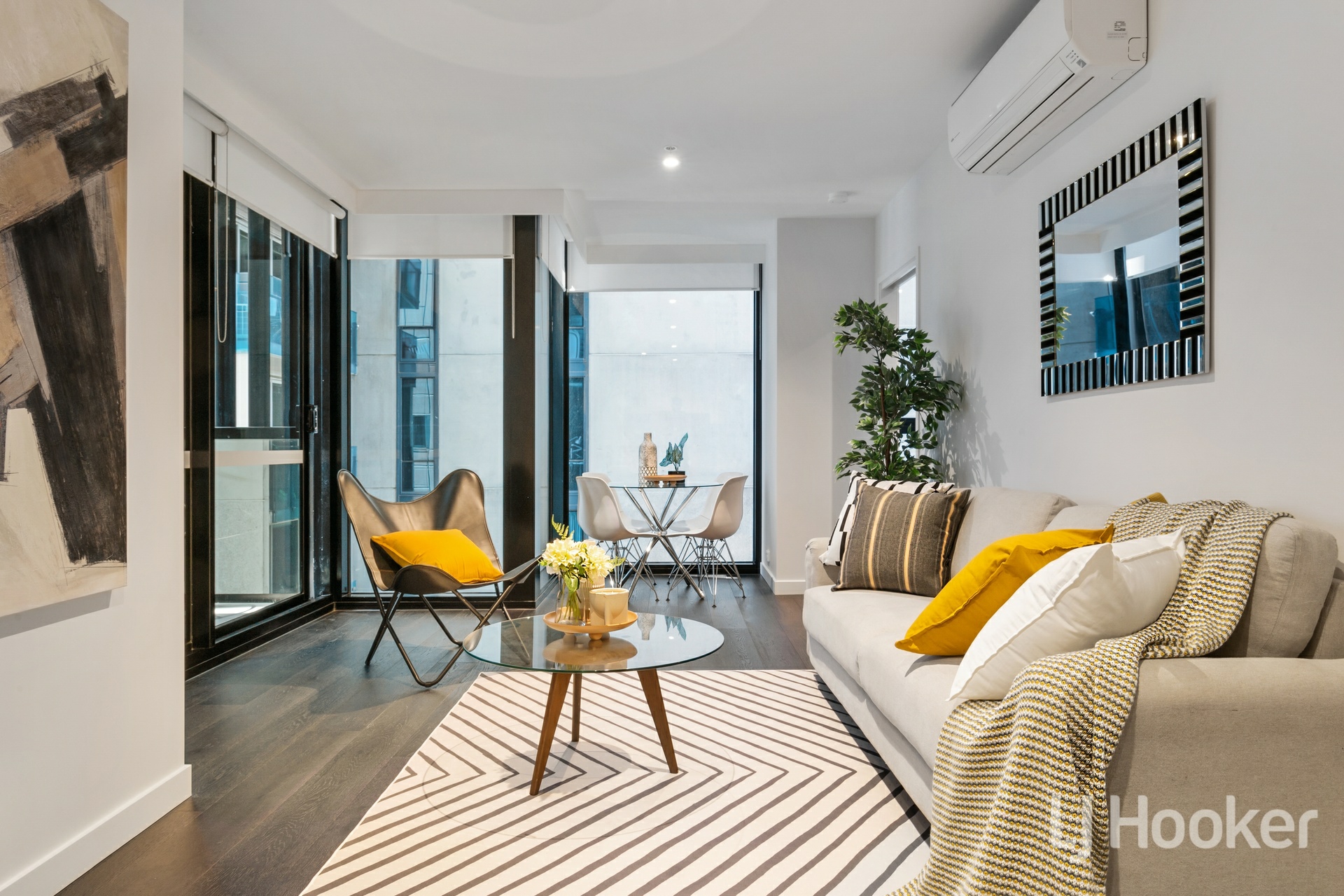 1503/245 City Road — photo from LJ Hooker Rowville