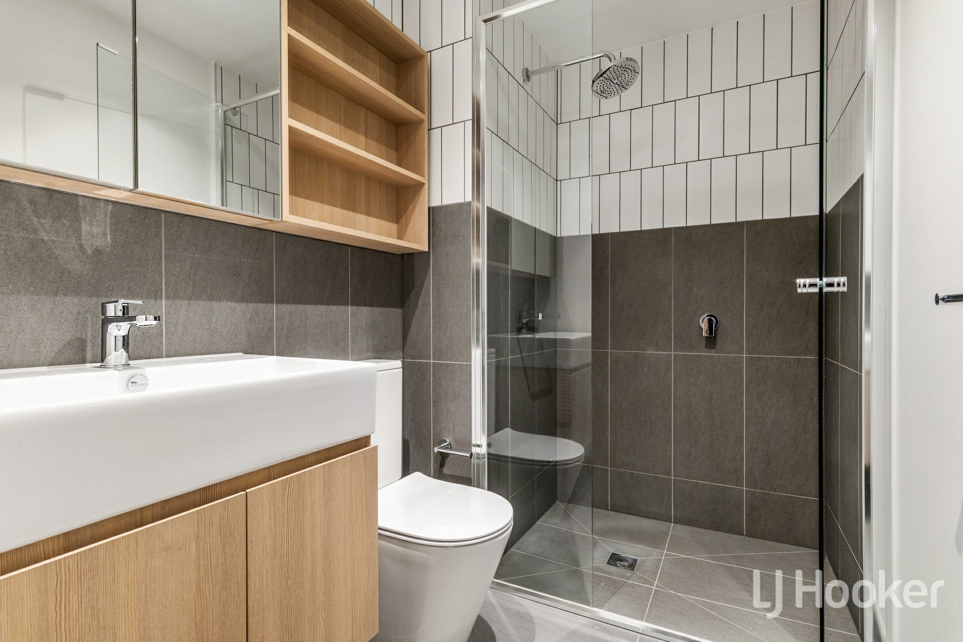 1503/245 City Road — photo 7 of 10