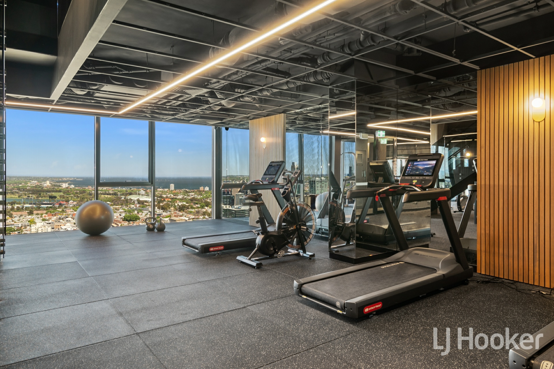 1503/245 City Road, SOUTHBANK