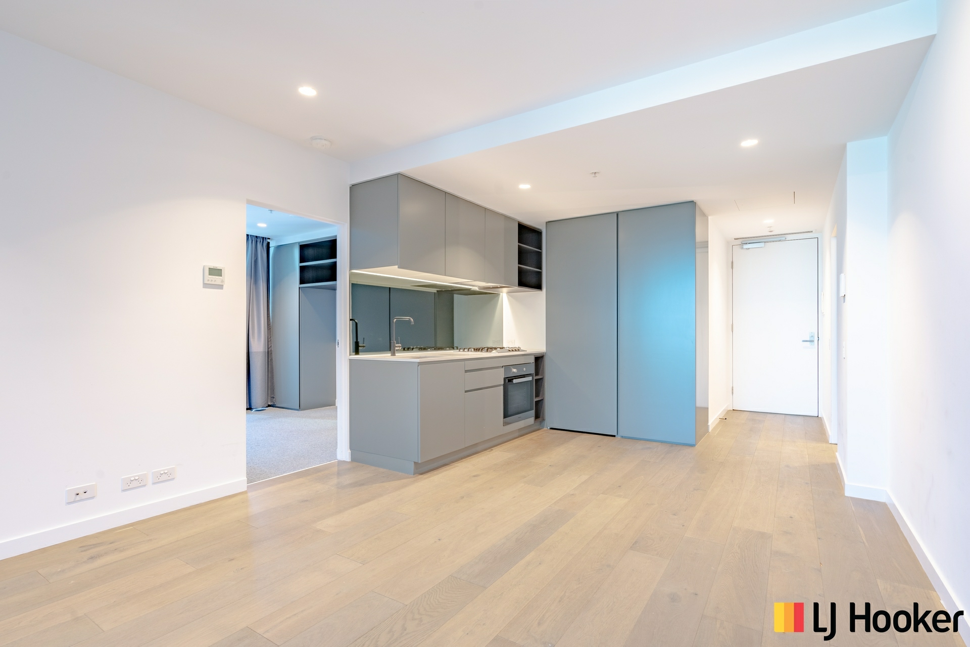 1704/462 Elizabeth Street, MELBOURNE