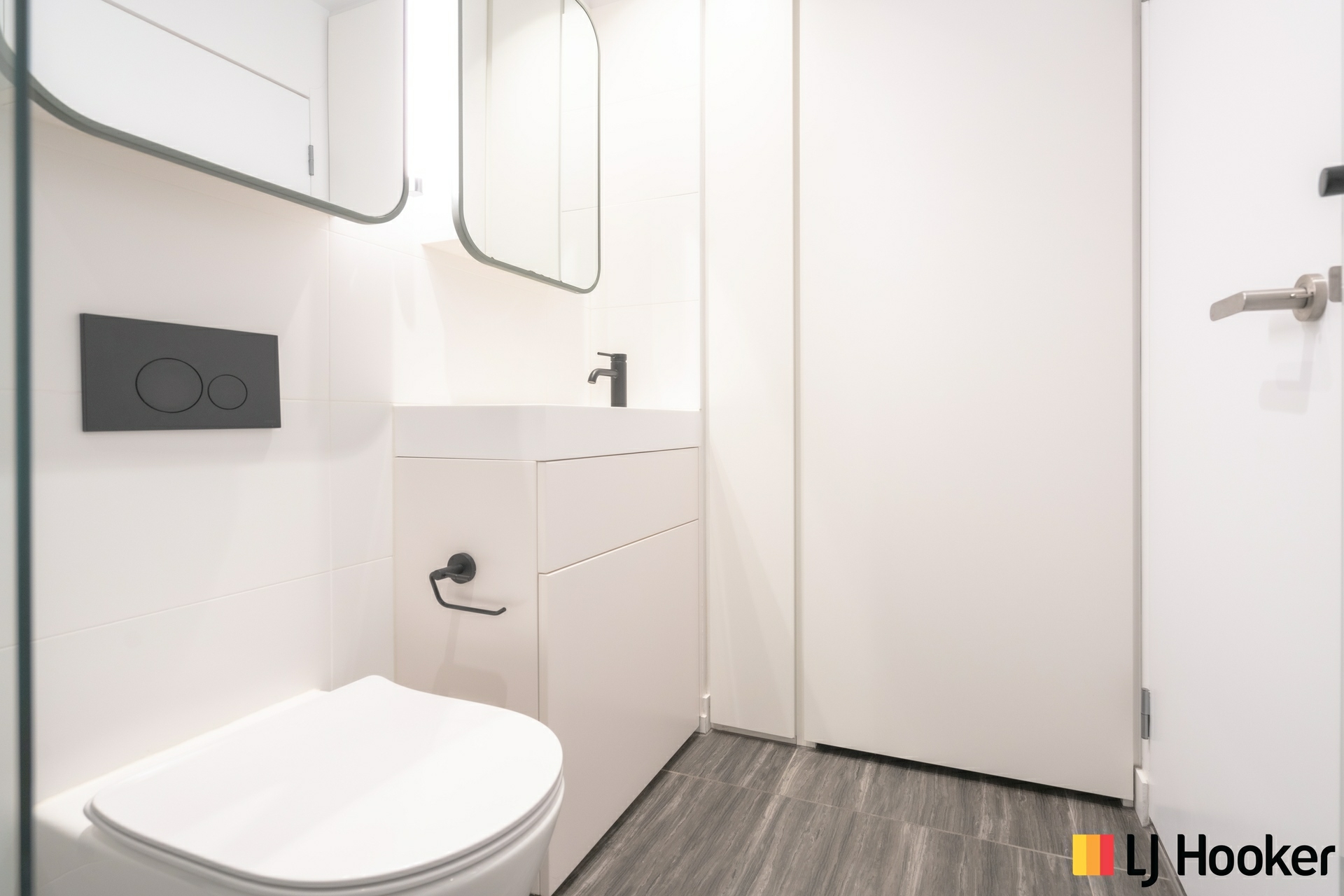 1704/462 Elizabeth Street, MELBOURNE