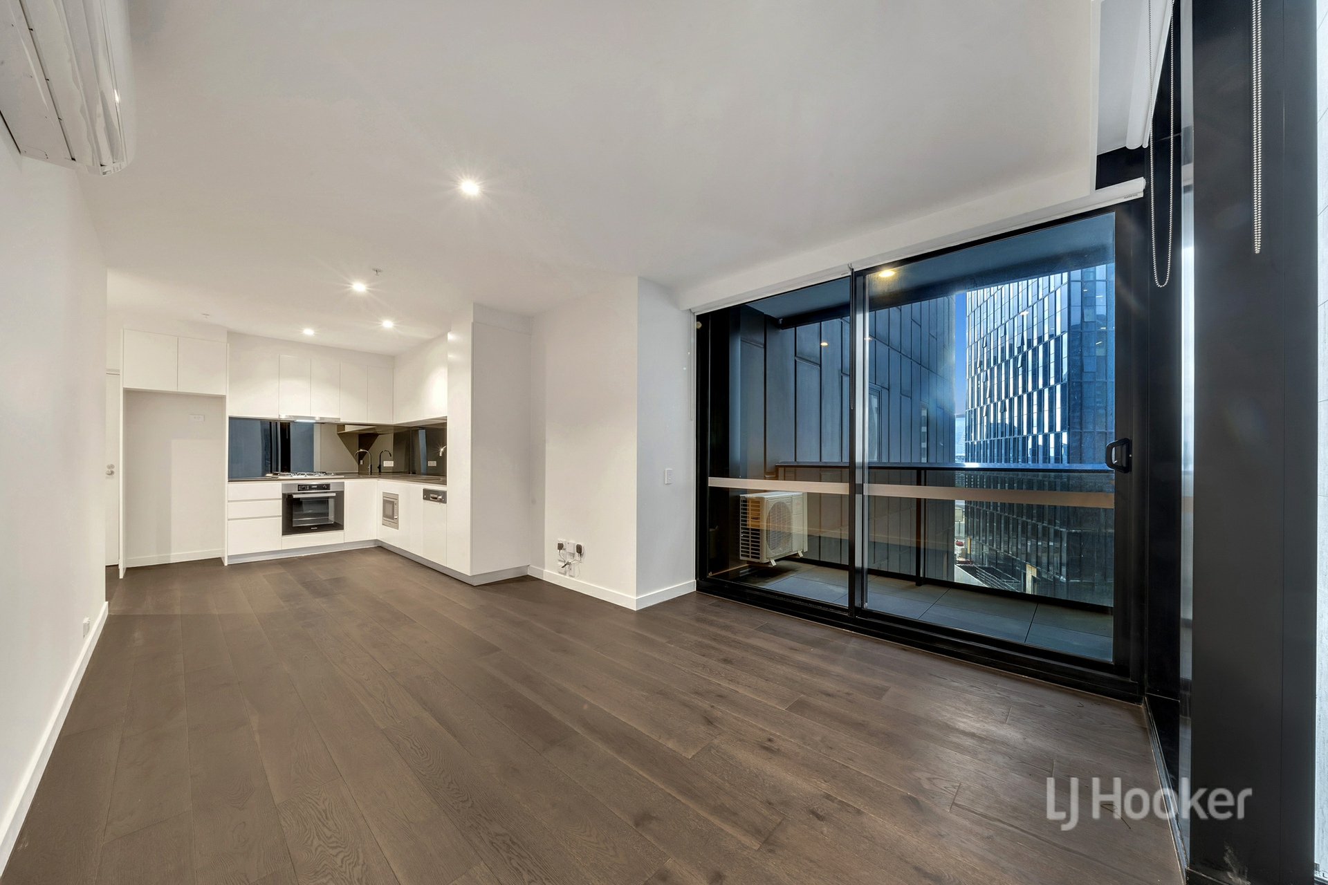 1503/245 City Road, SOUTHBANK