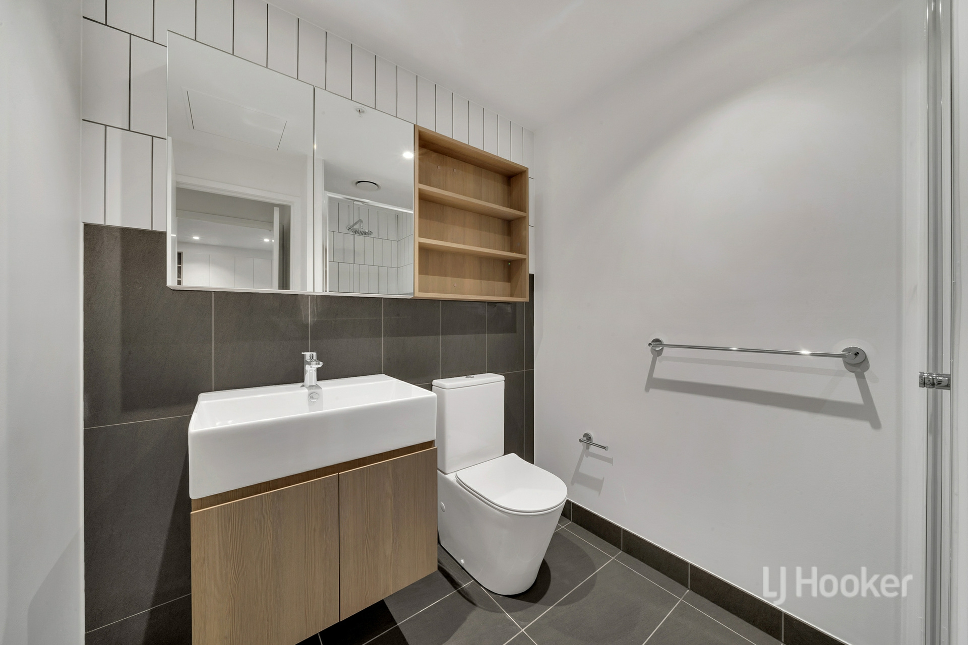 1503/245 City Road, SOUTHBANK