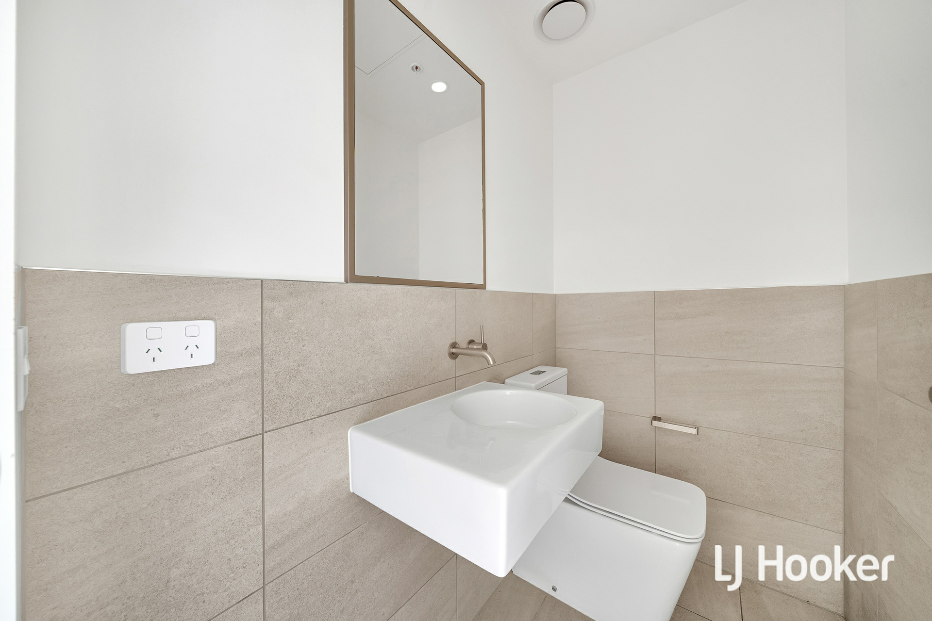 316W/105 Batman Street, WEST MELBOURNE
