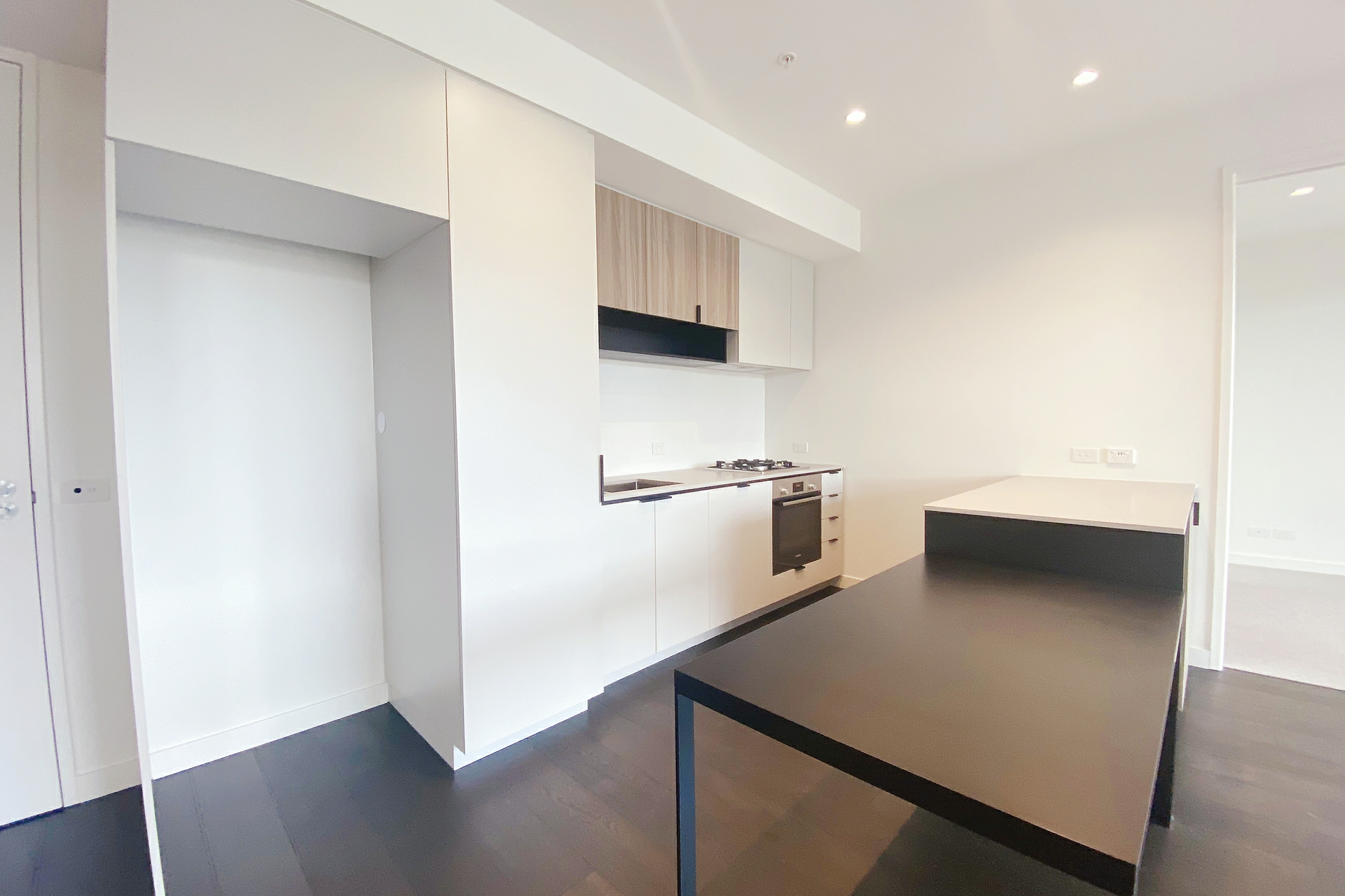 206D/15 Foundation Boulevard, BURWOOD EAST