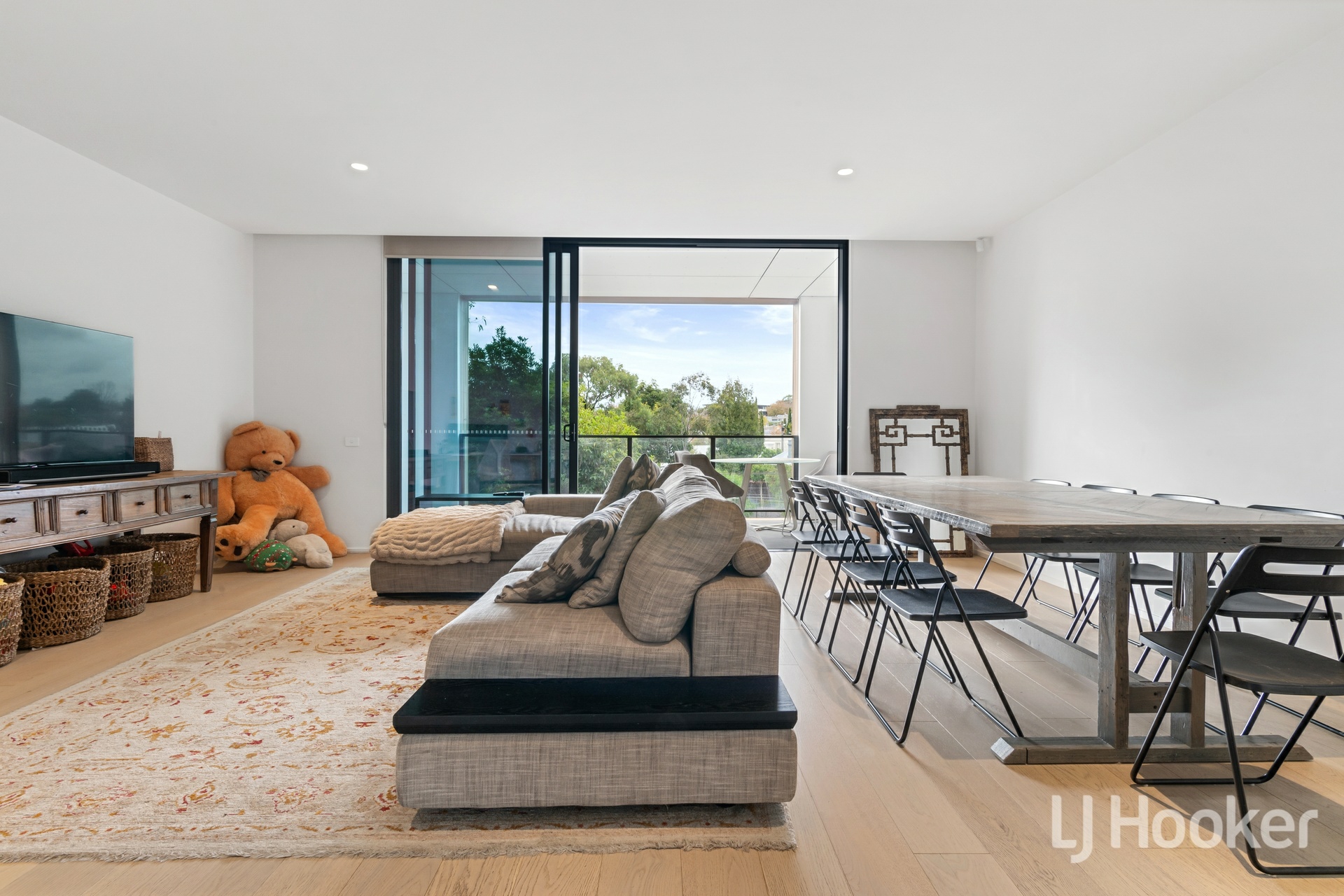 12 Periwinkle Place — photo 4 of 12