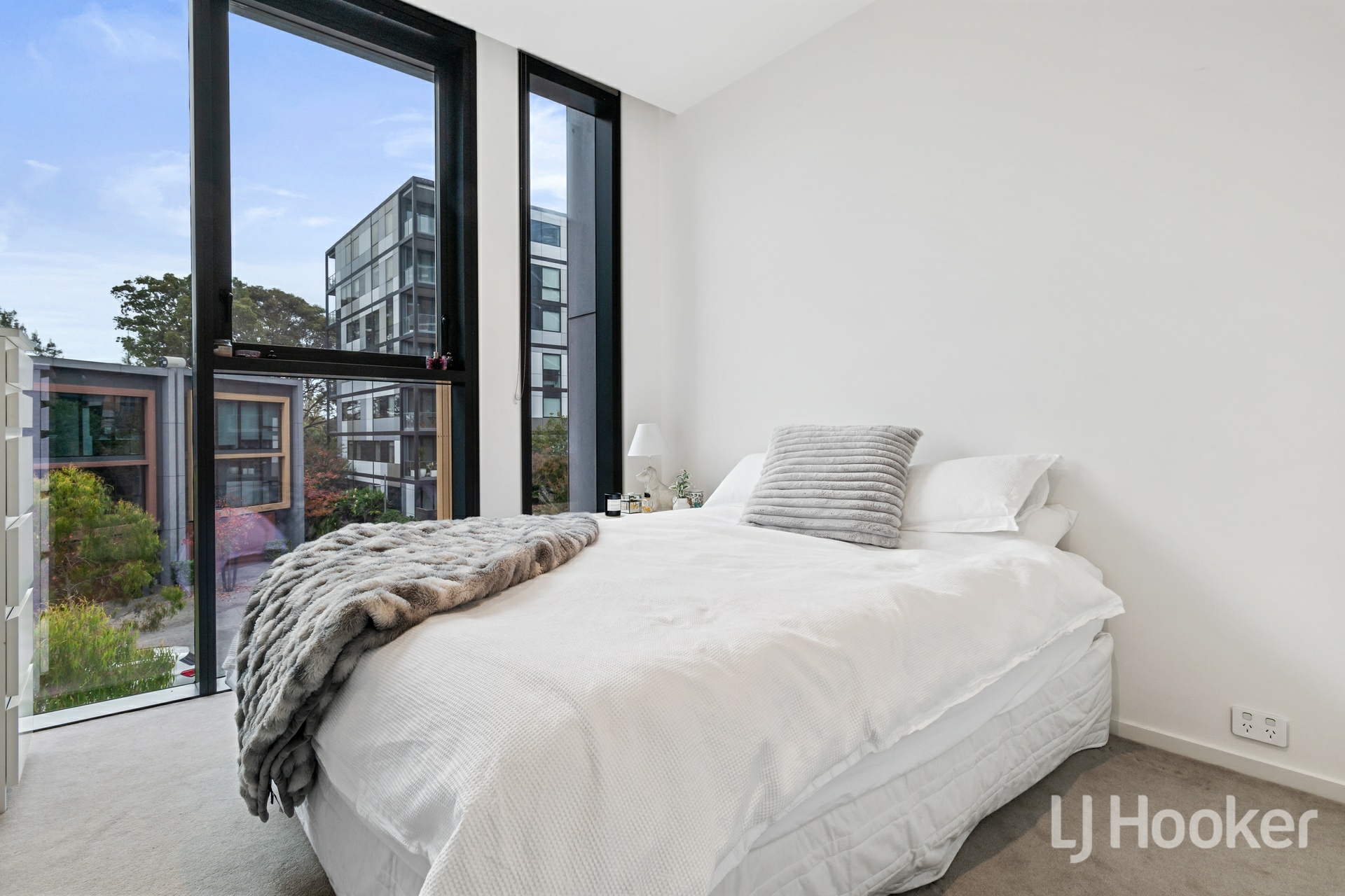 12 Periwinkle Place — photo 7 of 12