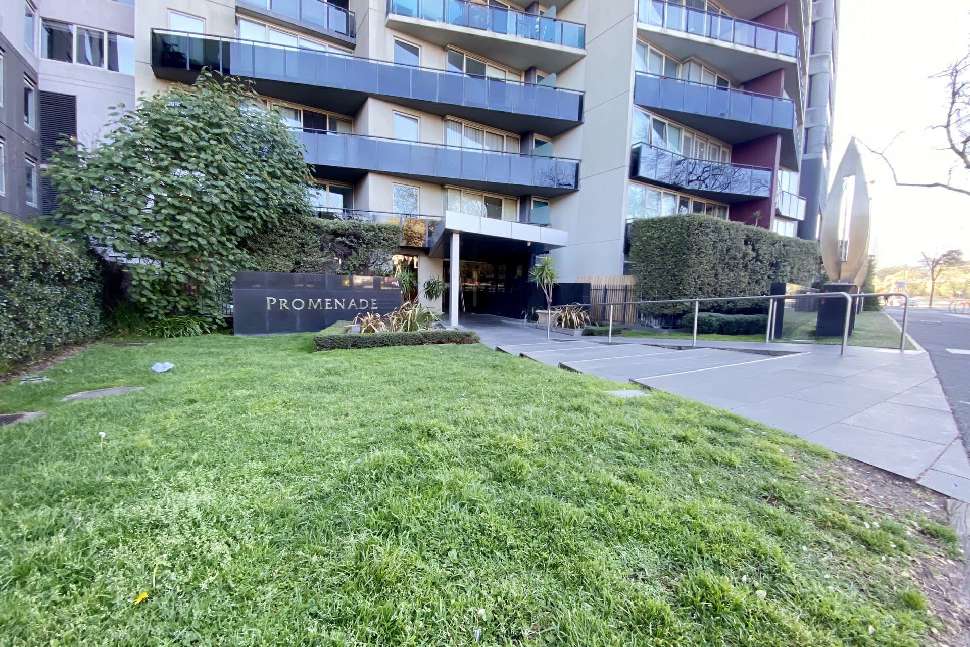 142/416A St Kilda Road, MELBOURNE
