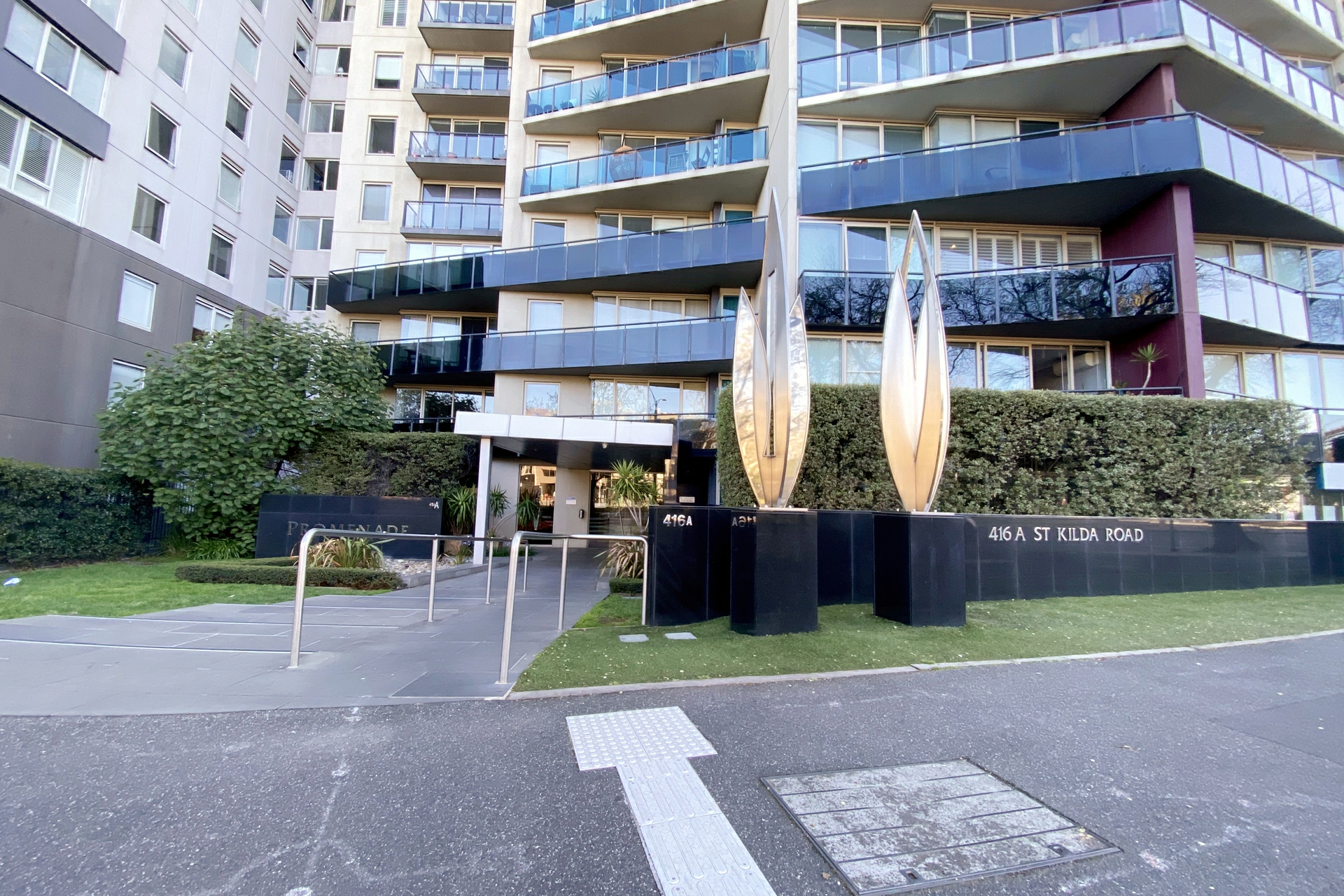142/416A St Kilda Road, MELBOURNE