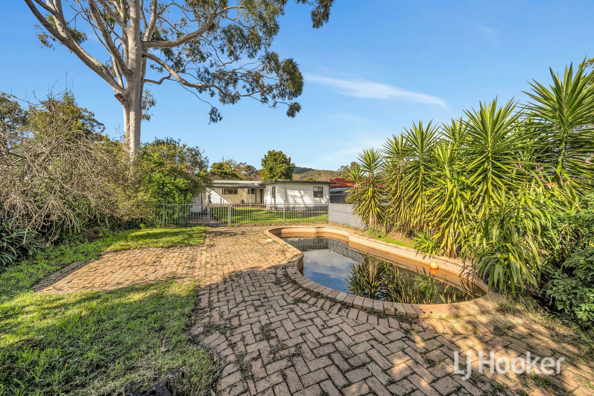 8 Normleith Grove, BORONIA