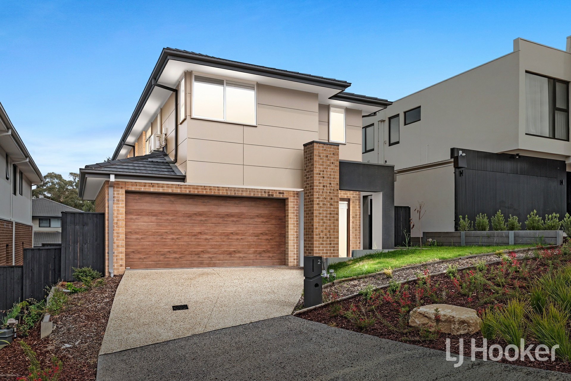 2 Oak Place, DONCASTER
