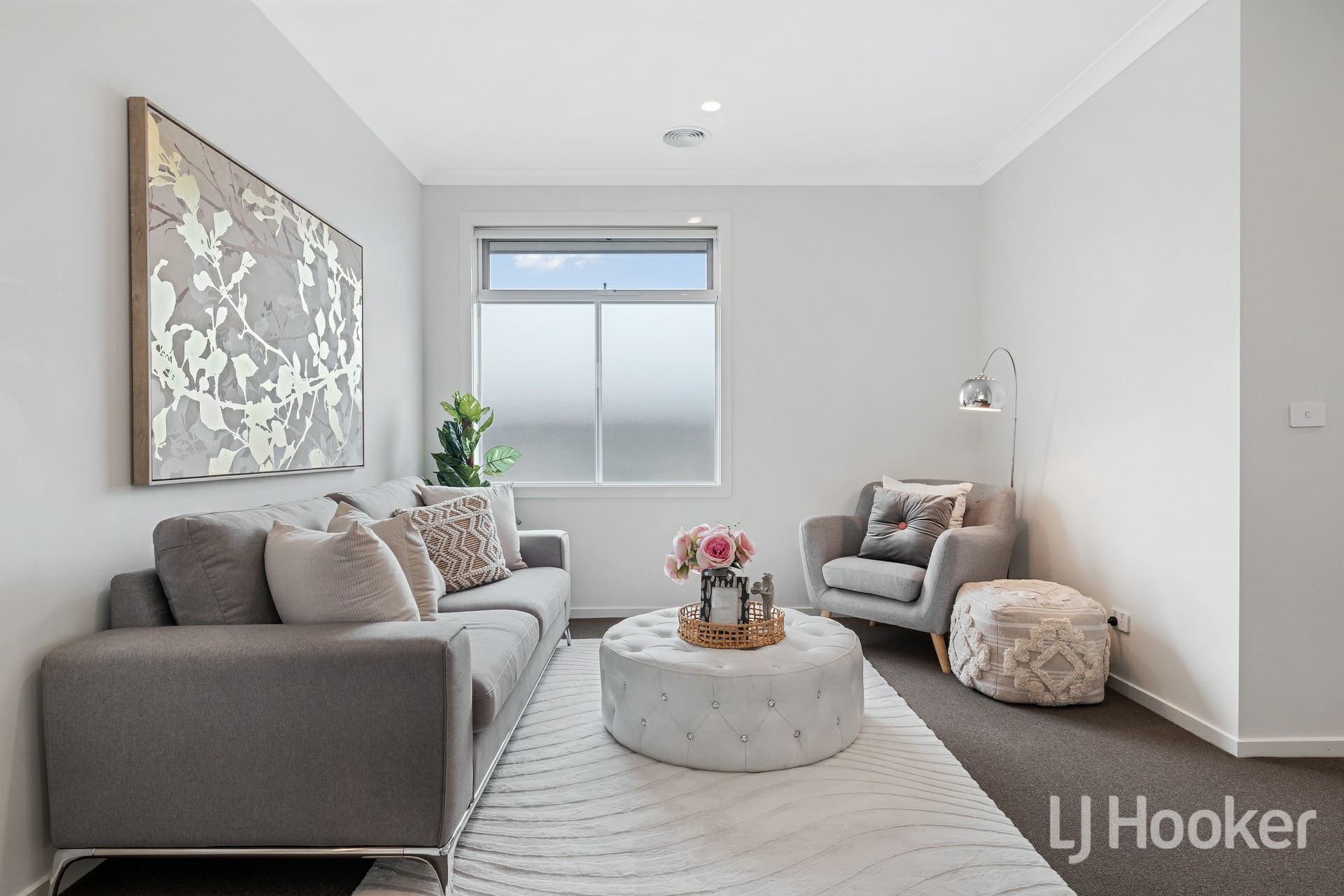 2 Oak Place, DONCASTER