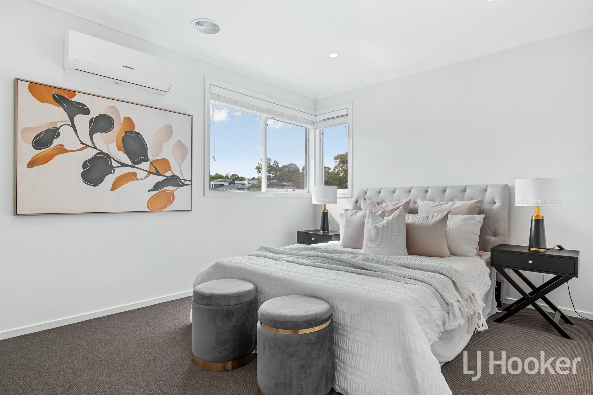 2 Oak Place, DONCASTER