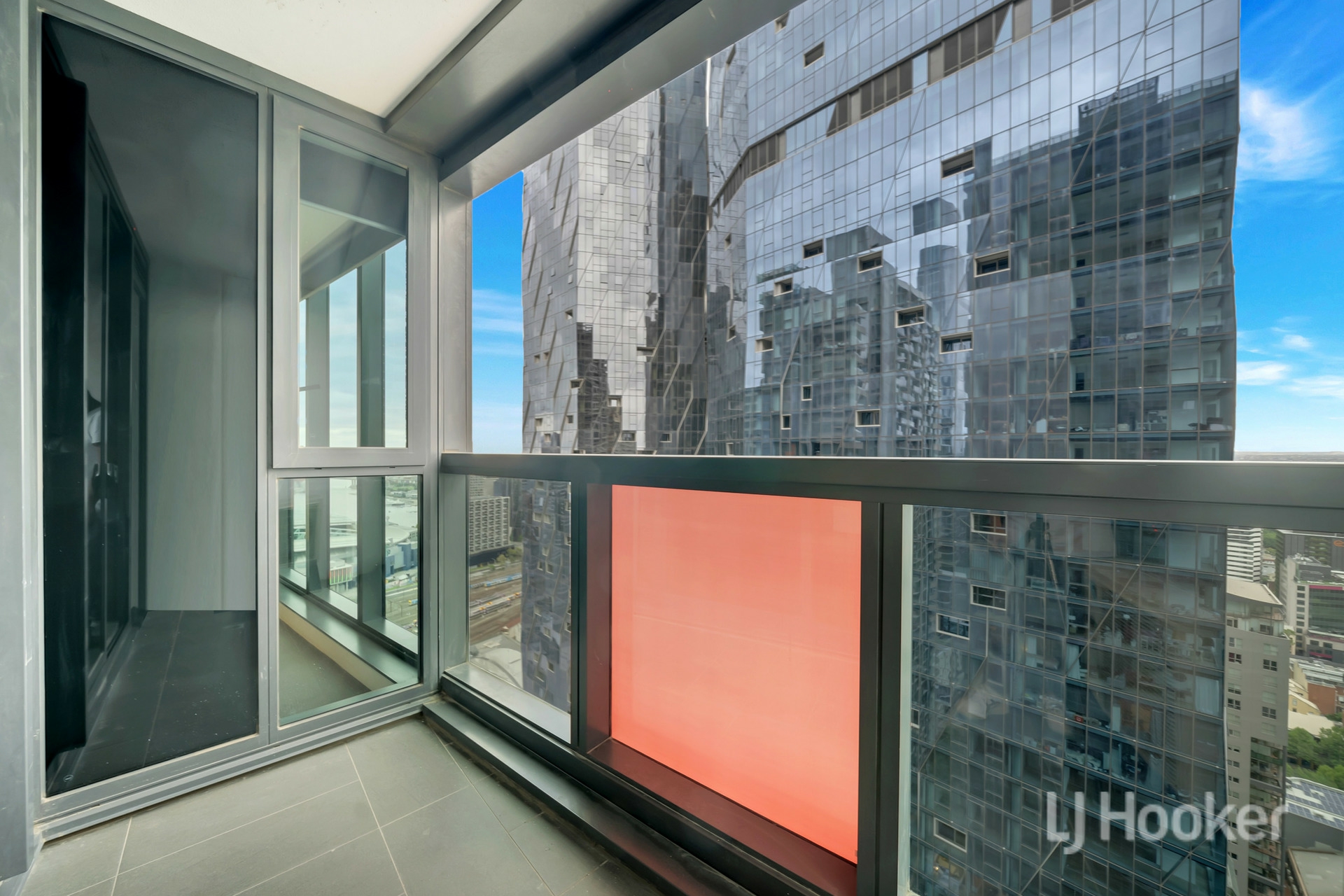 3709/33 Rose Lane, MELBOURNE